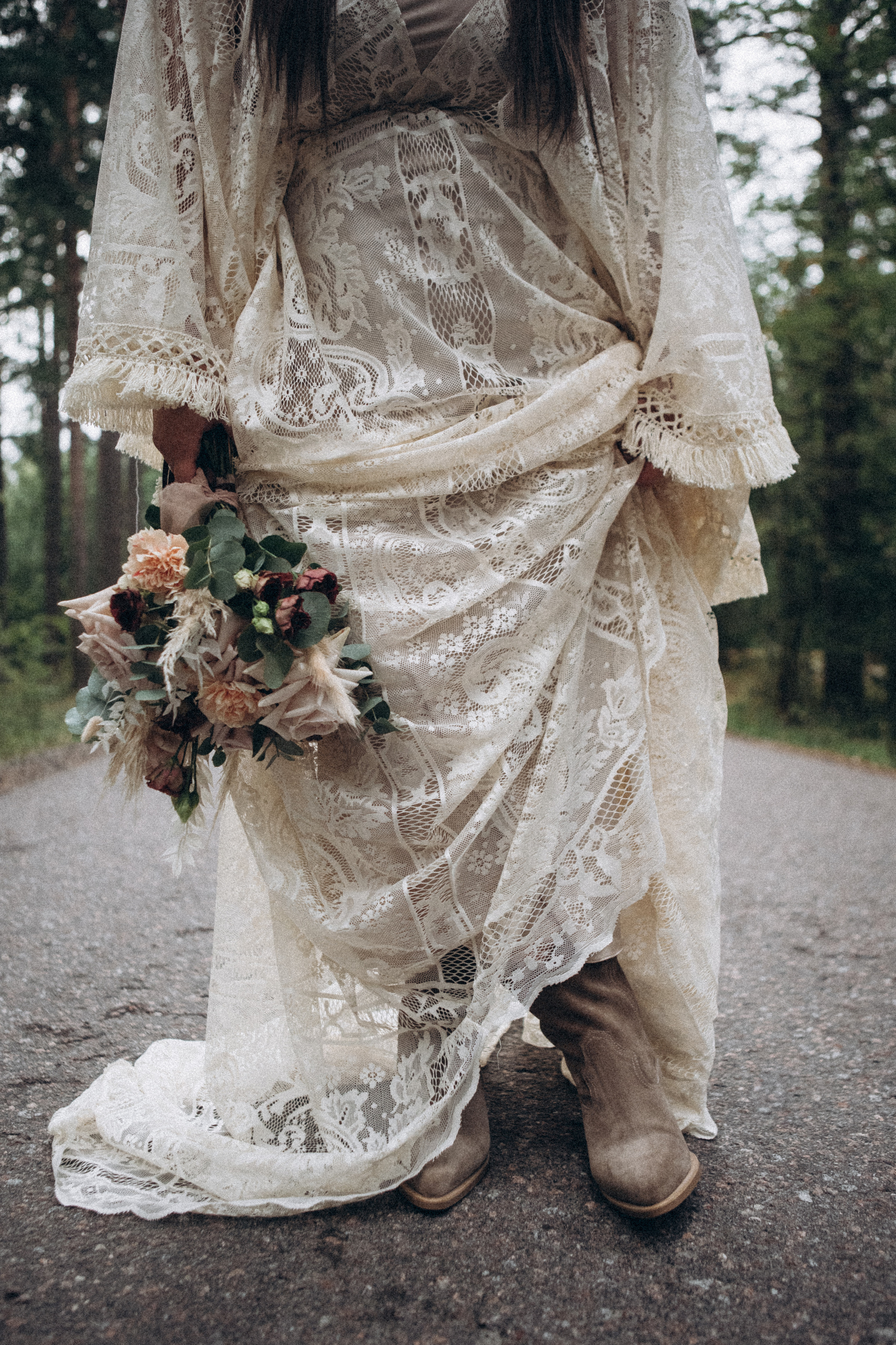 Праздновать годовщину в лесу. Даша Яковенко Фотограф Спб