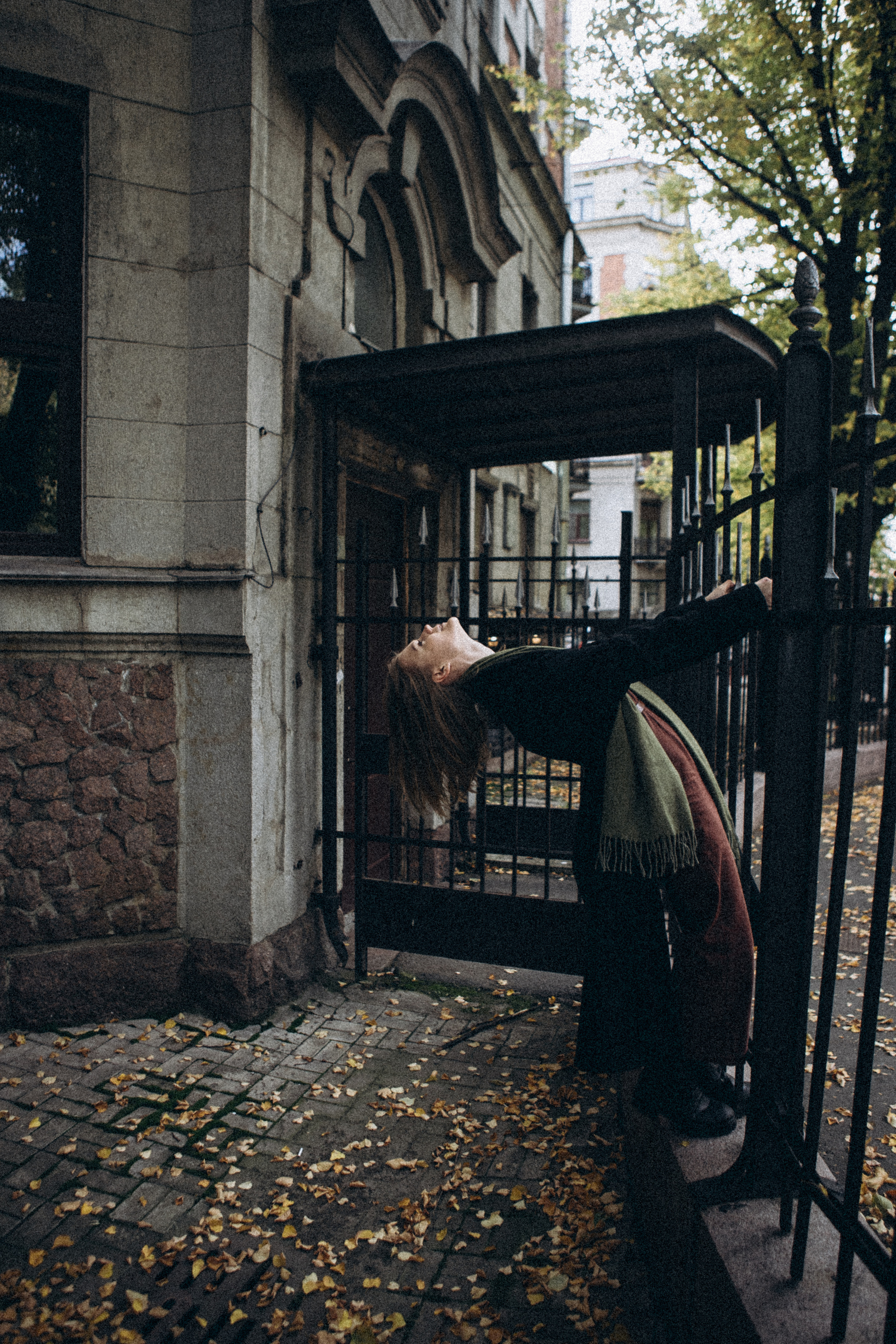 Шуршать первыми листьями. Даша Яковенко Фотограф Спб