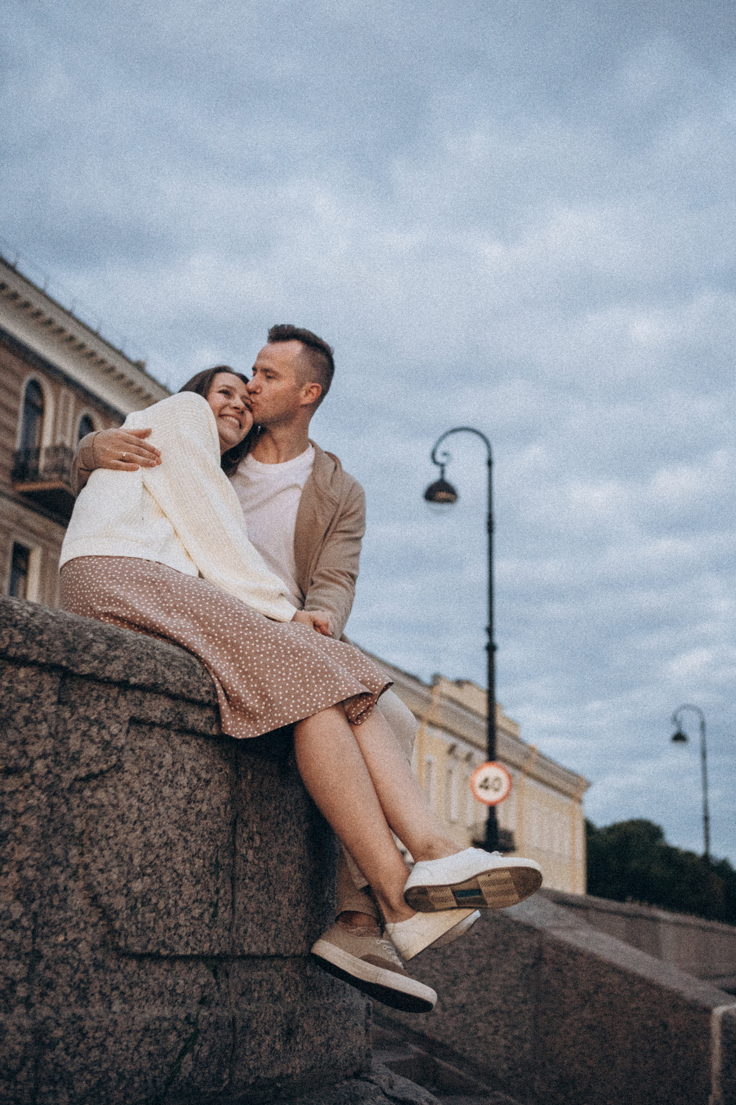 Валяться на набережной. Даша Яковенко Фотограф Спб