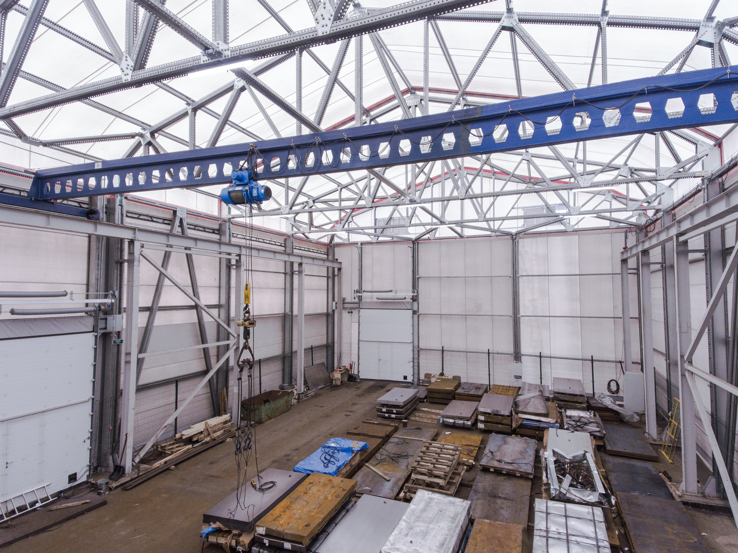 Склад СПб. Виктория Еремина — фотограф и видеограф в Москве