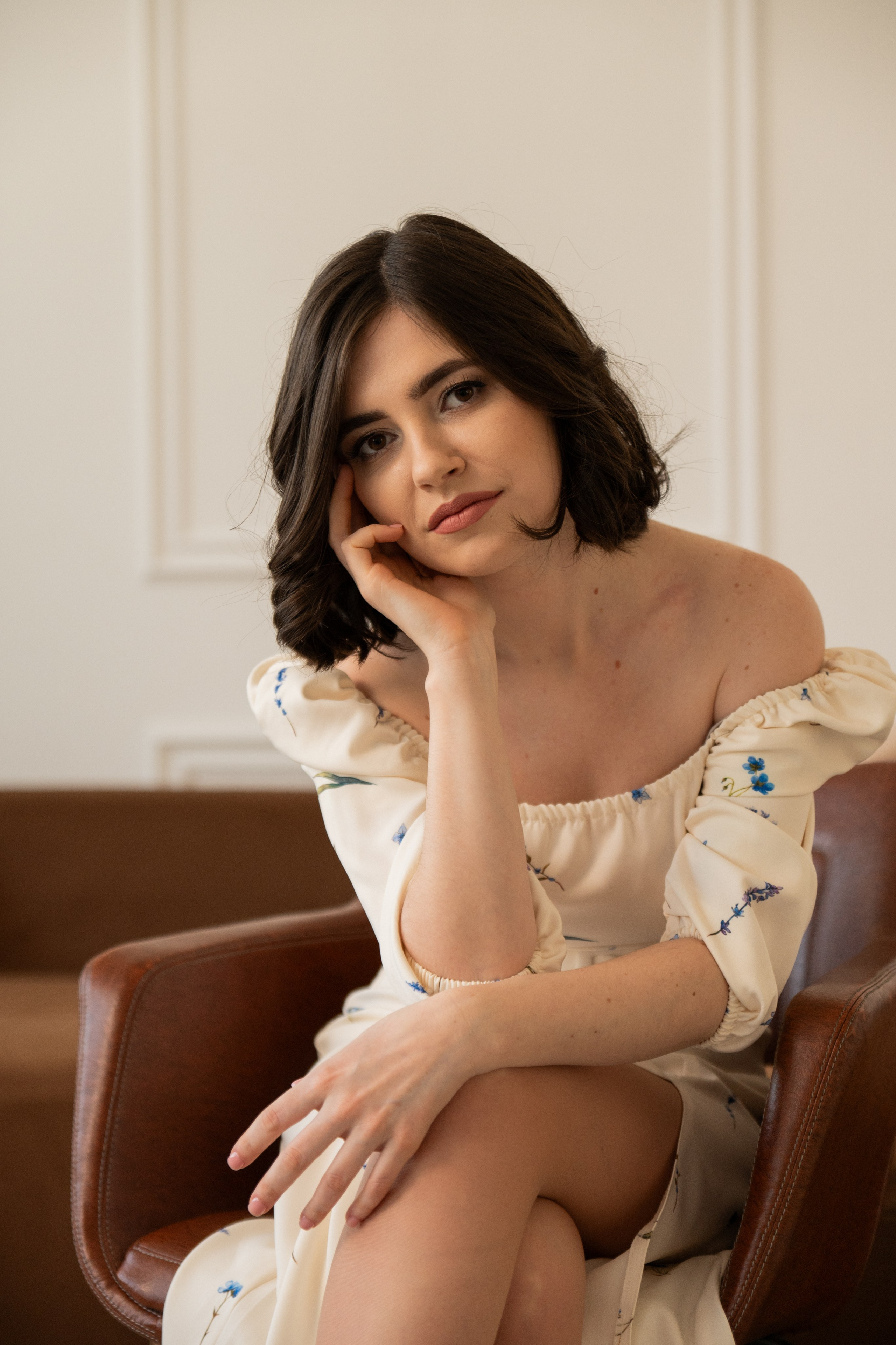 Евгений И Екатерина. Я Ольга Казанцева, фотографирую снимаю ваши киноистории и печатаю фото и цифровые портреты на холсте