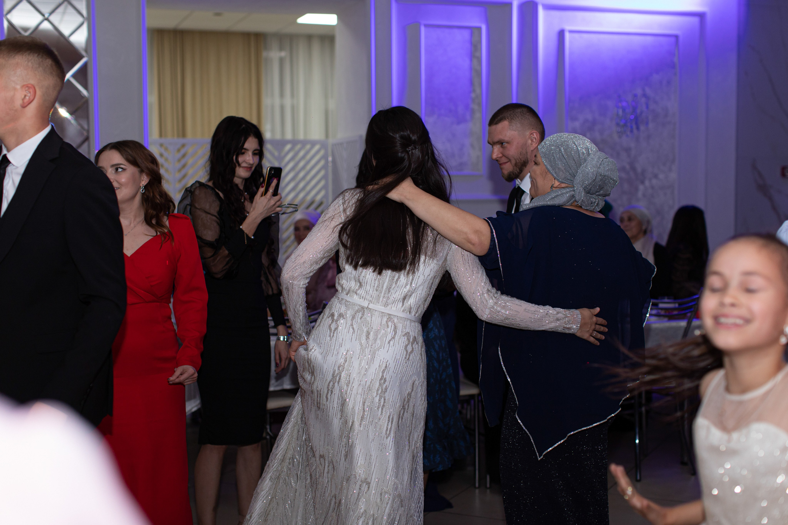 Шахзода и Хаким. Фотограф Лиана Артемова в Пензе