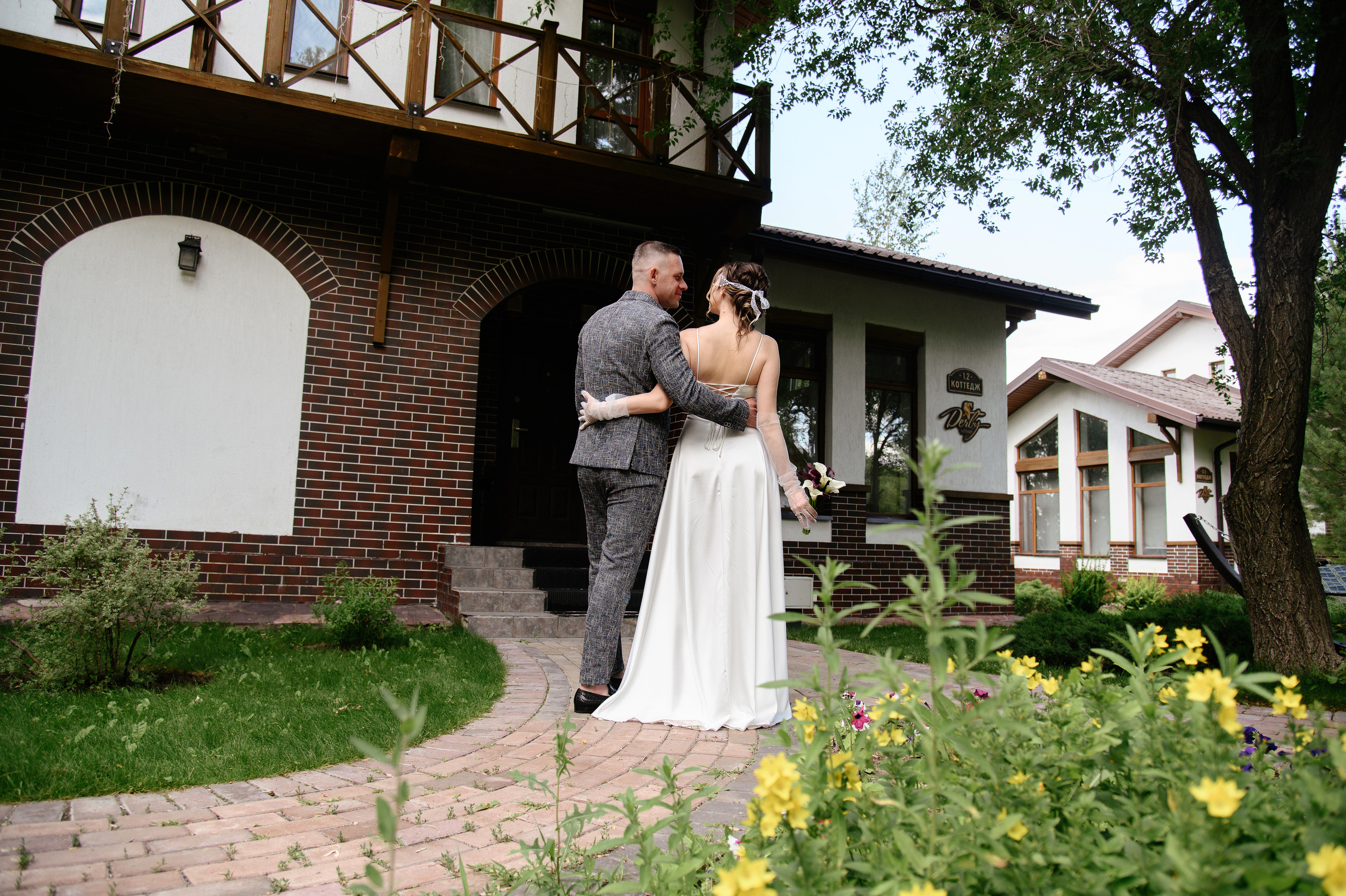 Тимур и Ирина свадьба в Derby Village. Свадебный фотограф Караганда