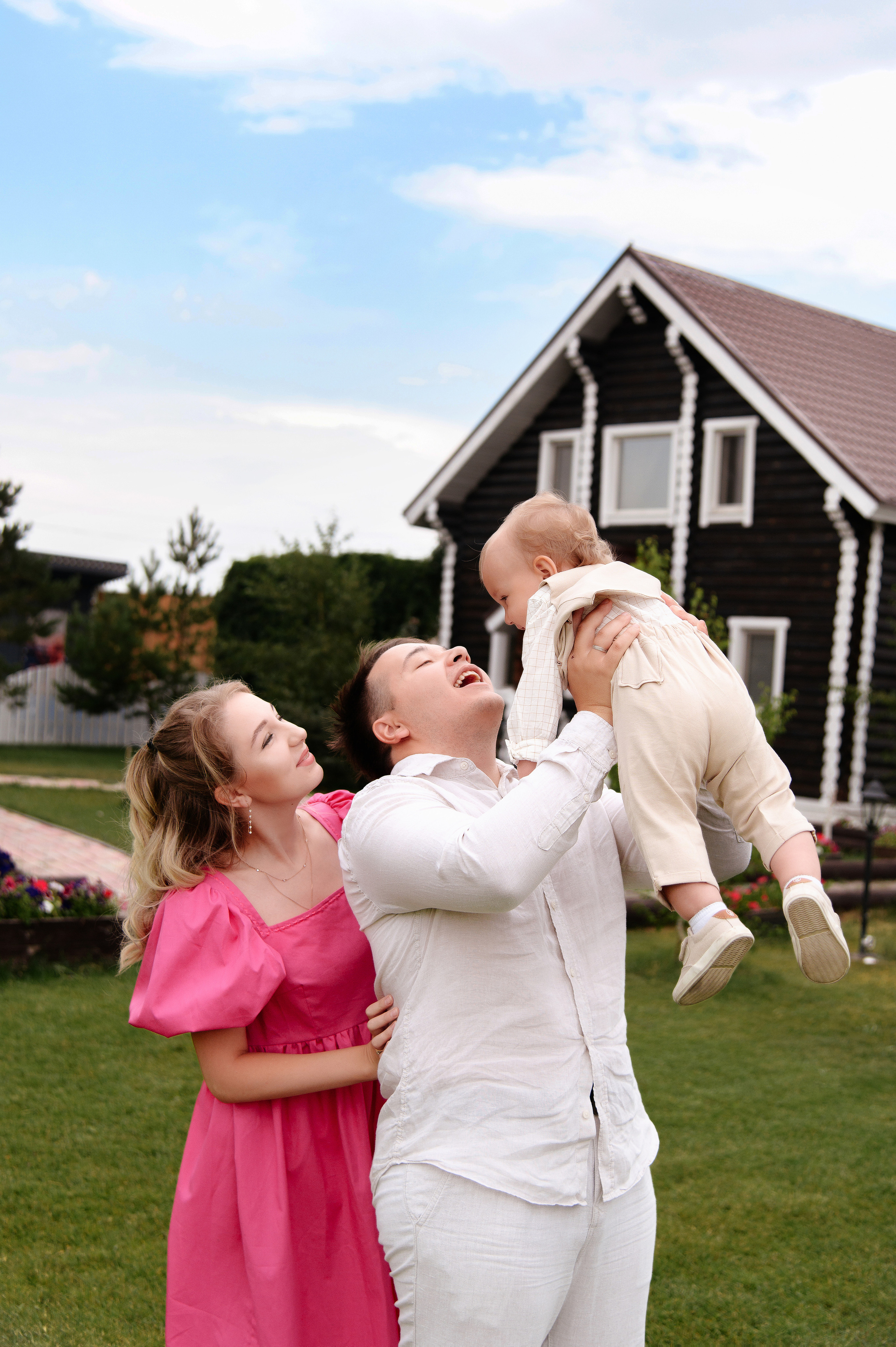 Семейная фотосессия в Теремъ resort. Свадебный фотограф Караганда