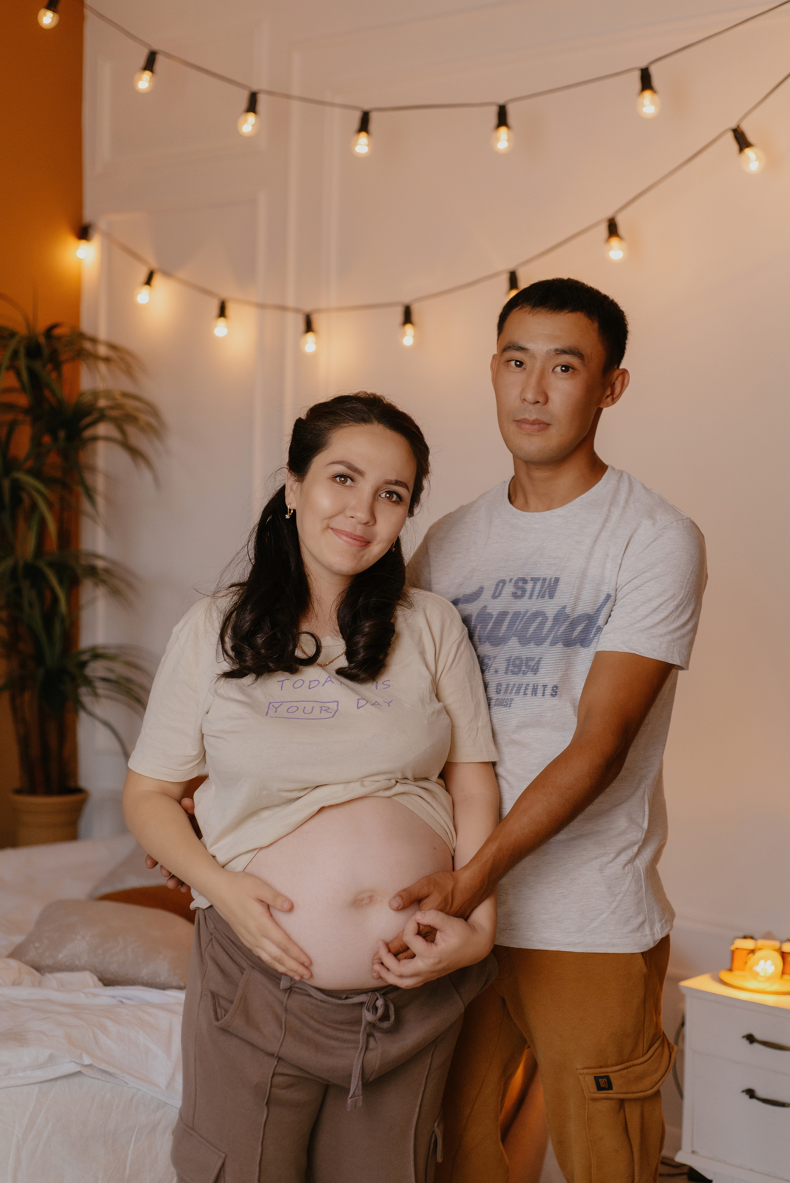 Семейная фотосессия на студии в Караганде. Свадебный фотограф Караганда