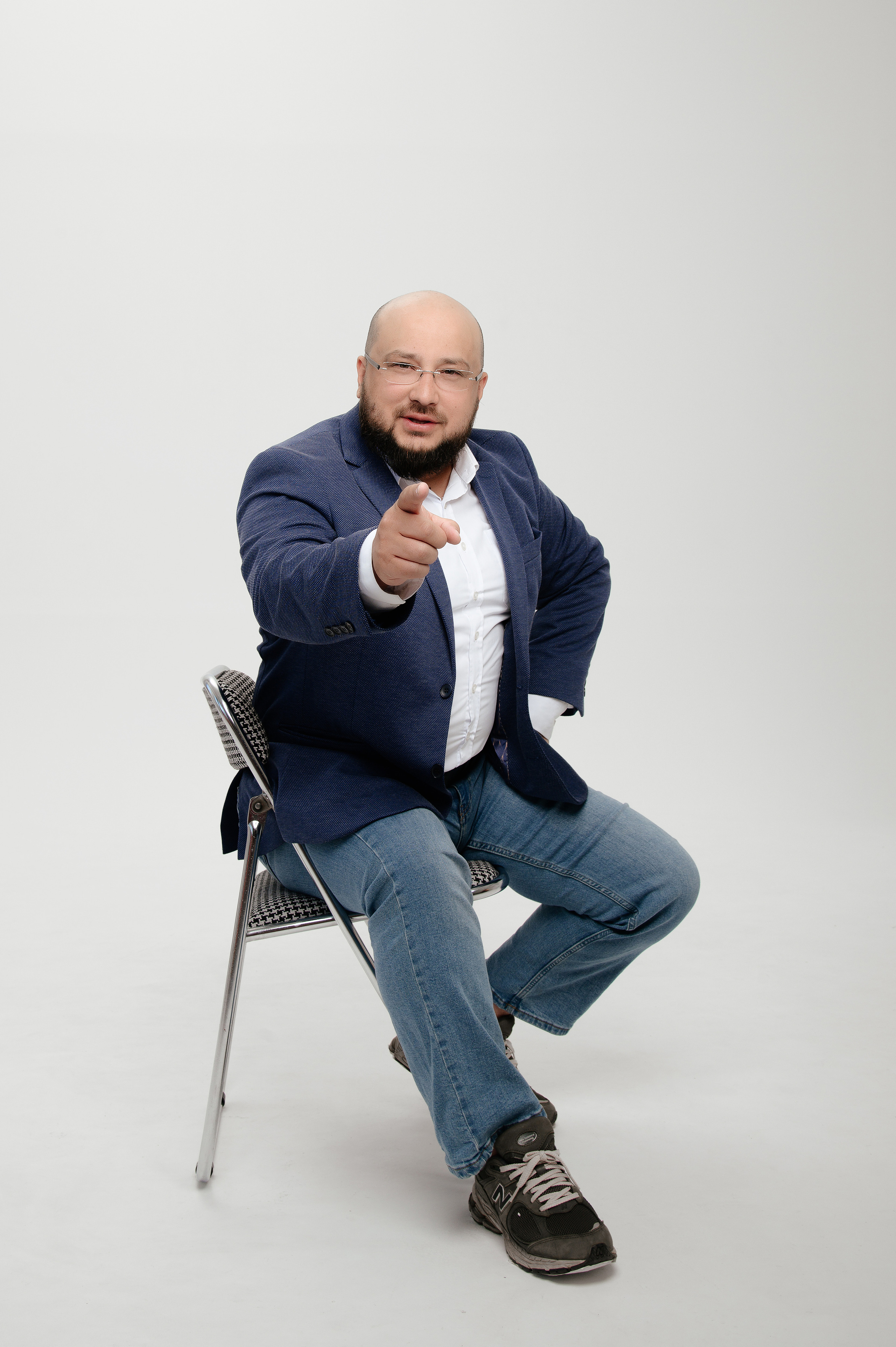 Бизнес-портрет, фотосессия для SMM для Рената в Караганде. Свадебный фотограф Караганда