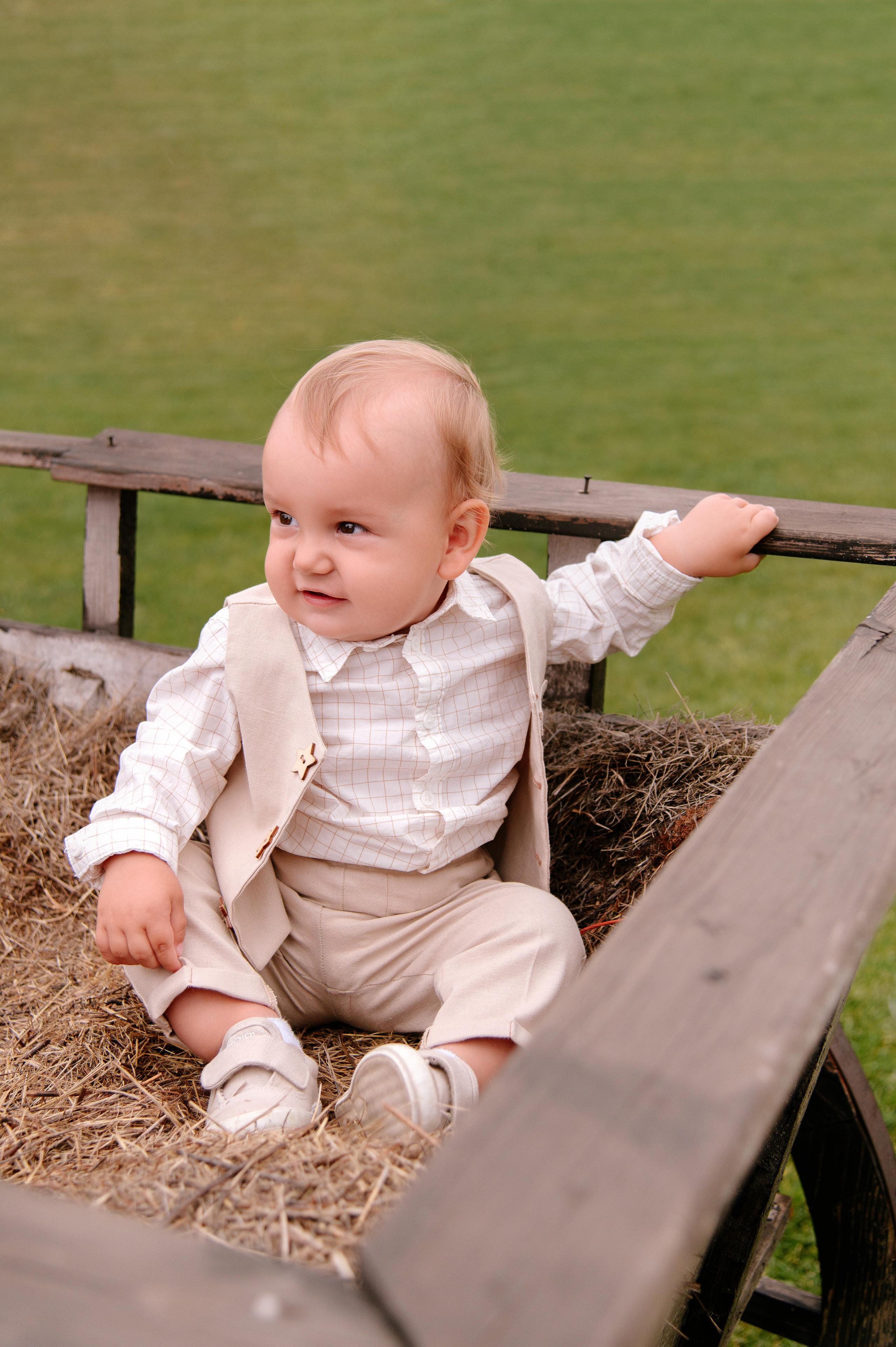 Семейная фотосессия в Теремъ resort. Свадебный фотограф Караганда