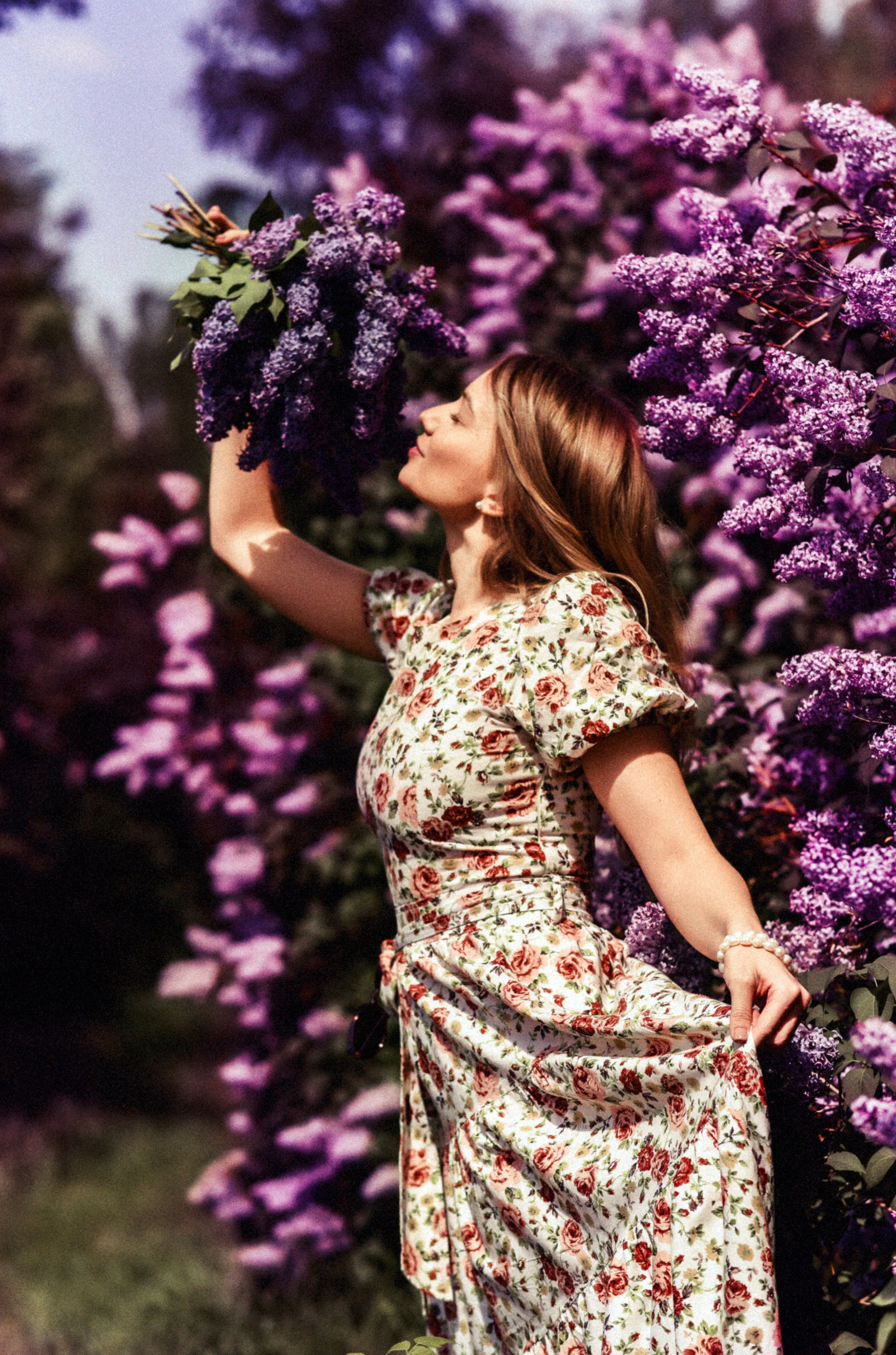 Фотосессия в цветении. Свадебный, семейный, детский, контент фотограф в Омске Максим Ильин