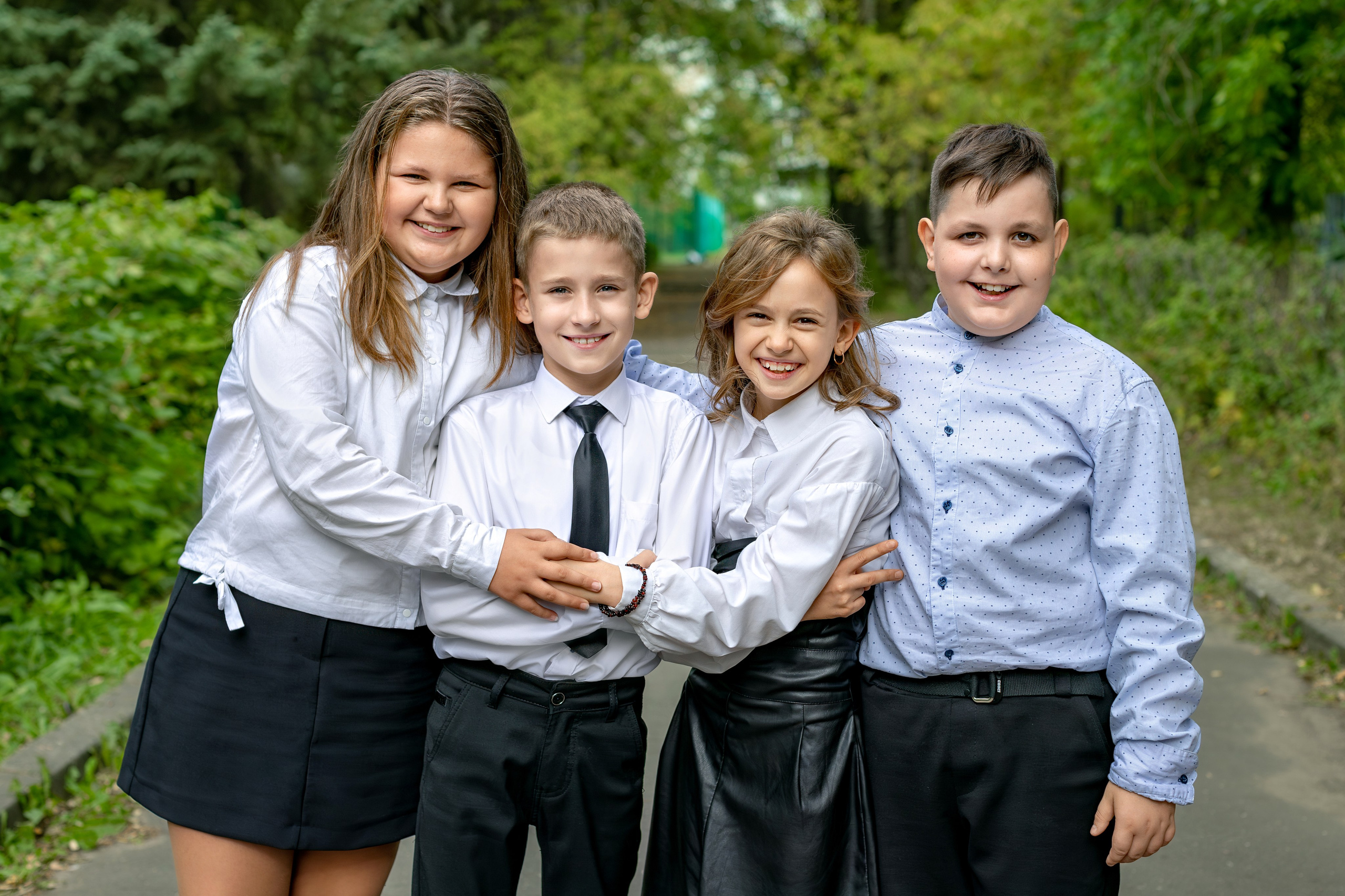 Выпускные альбомы для 4 класса в Твери. Выпускные Альбомы Сады и Школы | Тверь, Тверская область