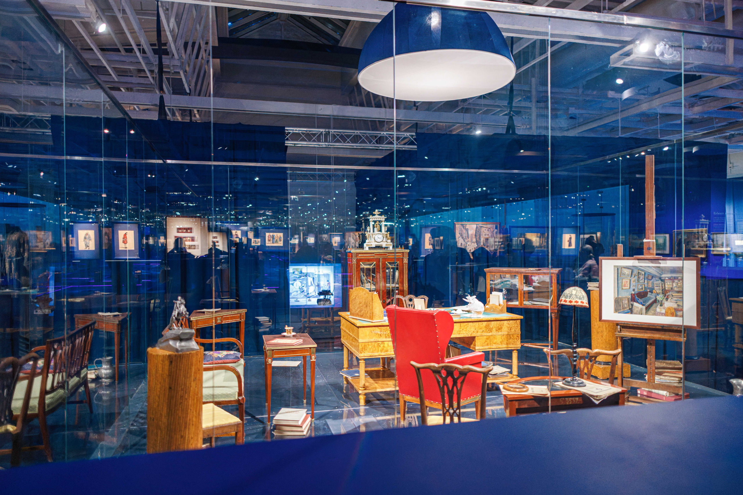 «Все Бенуа Всё Бенуа» в Манеже. Фотограф Балаев Михаил