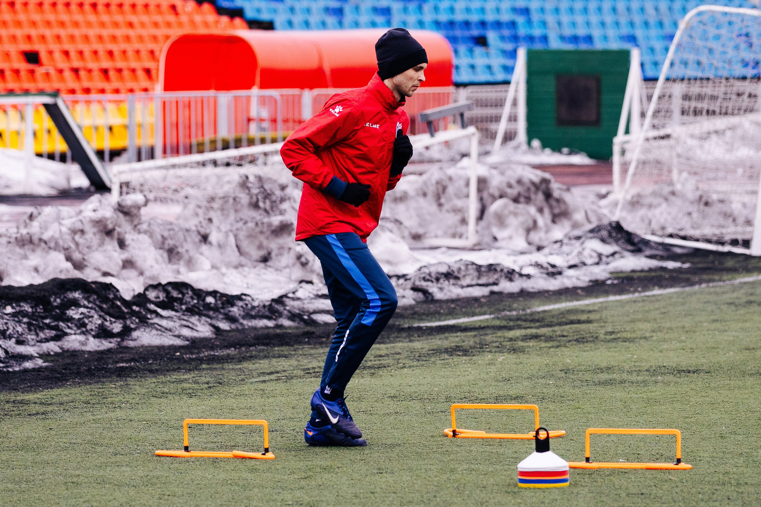 Тренировка ФК Металлург // 01.04.24. Денис Прохоров Фотограф в г. Магнитогорск