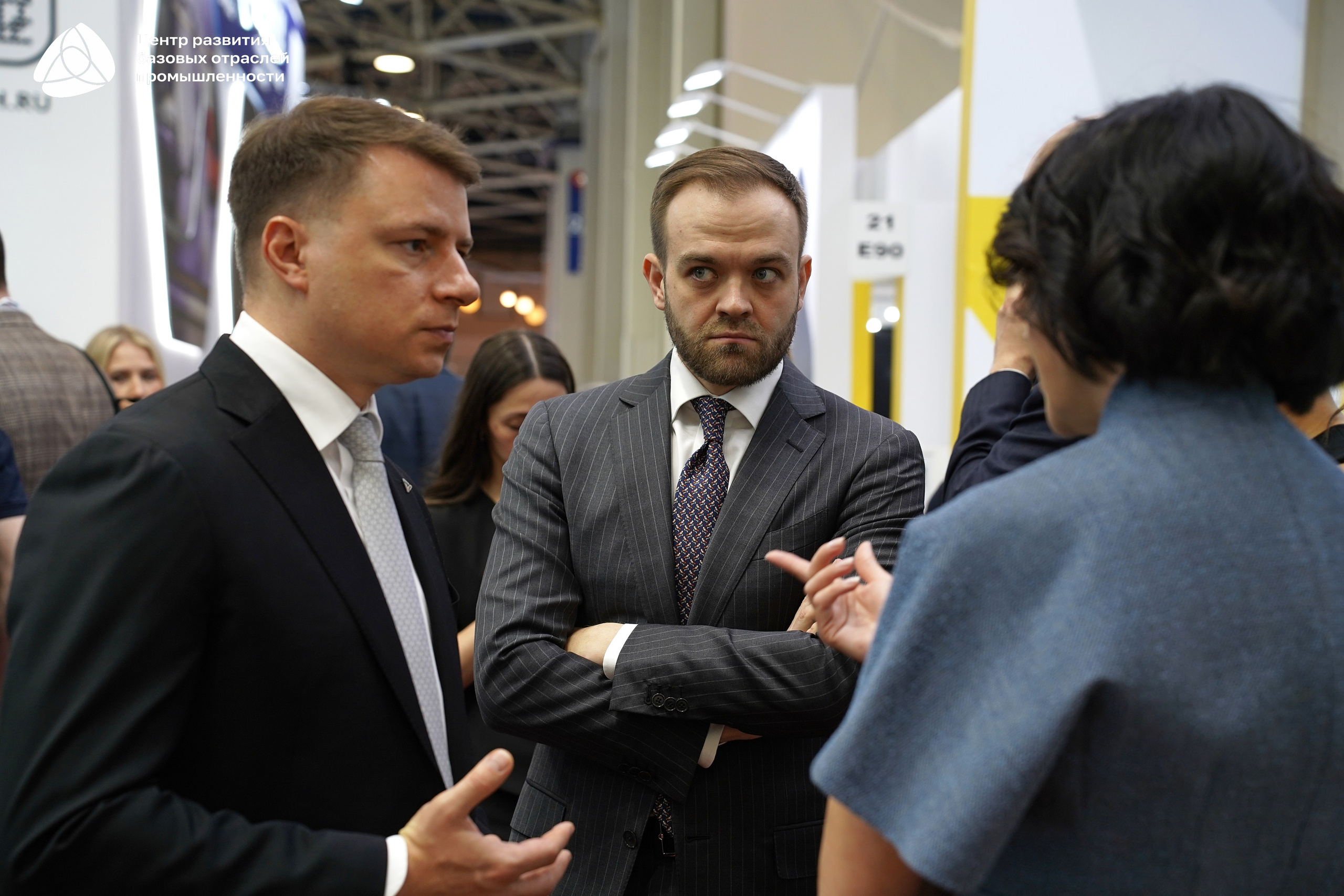 ЭКСПОЦЕНТР Алиханов. Фотограф