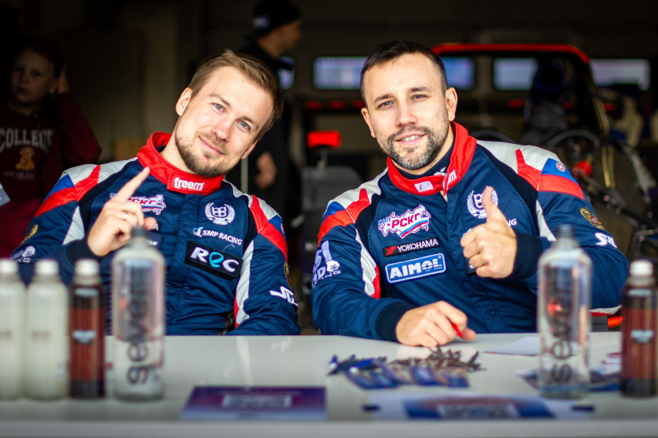 MRW — REC — 04.10.2025. AlexFecto — галереи фотографий