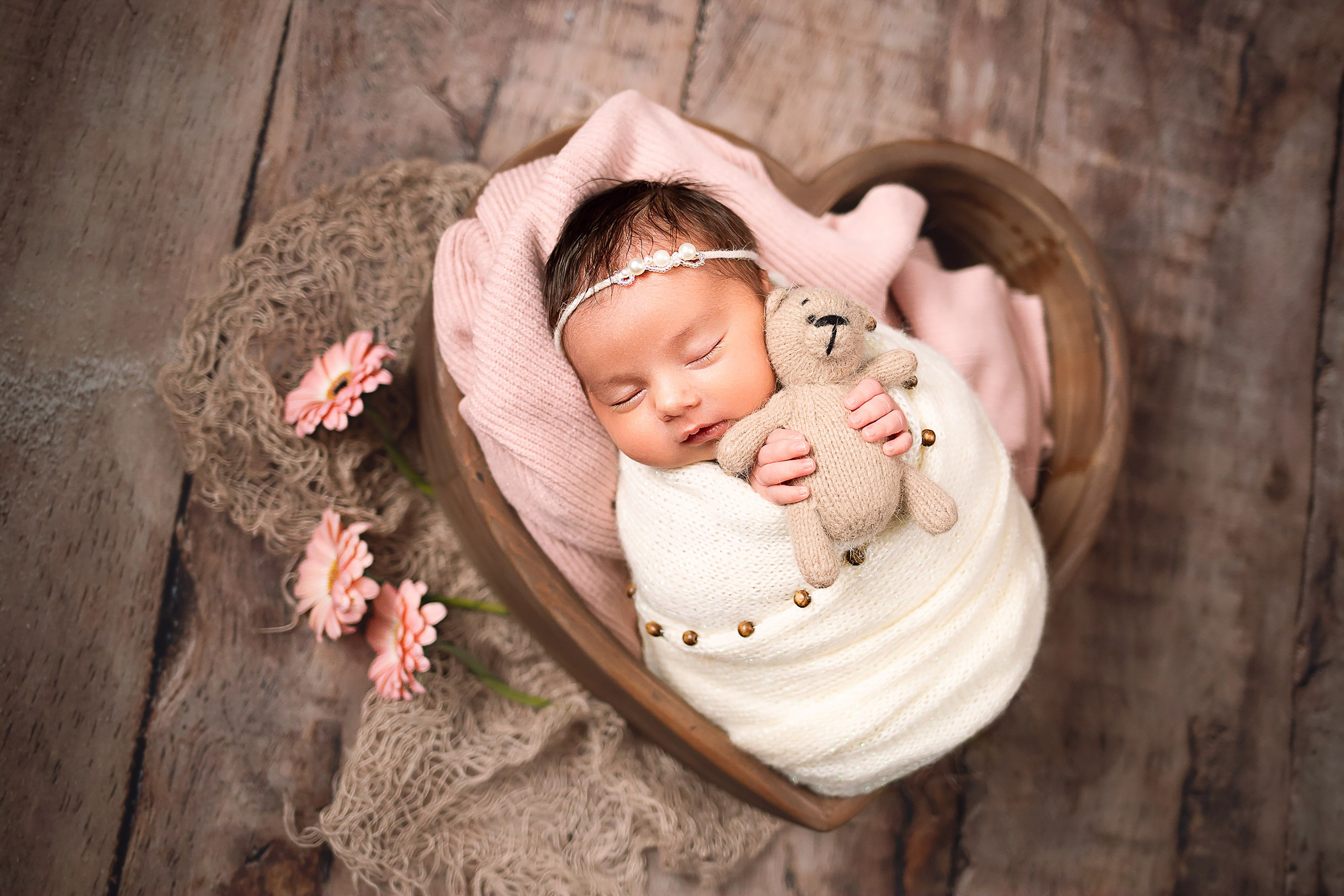 Фотосессия новорожденного. Фотограф новорожденных в Новосибирске