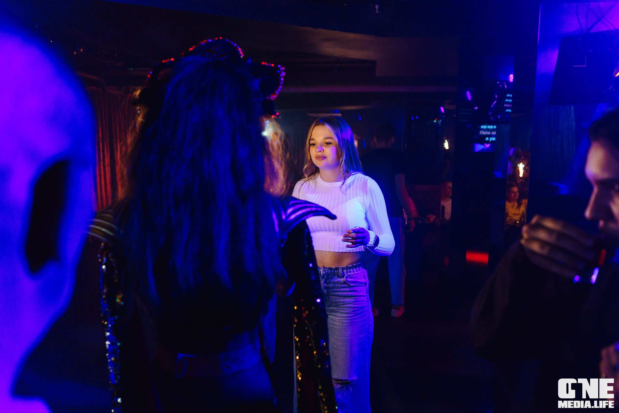 Караоке марафон в караоке-клубе Эйфория. One Media Life: фоторепортажи, фотоотчеты с мероприятий и заведений