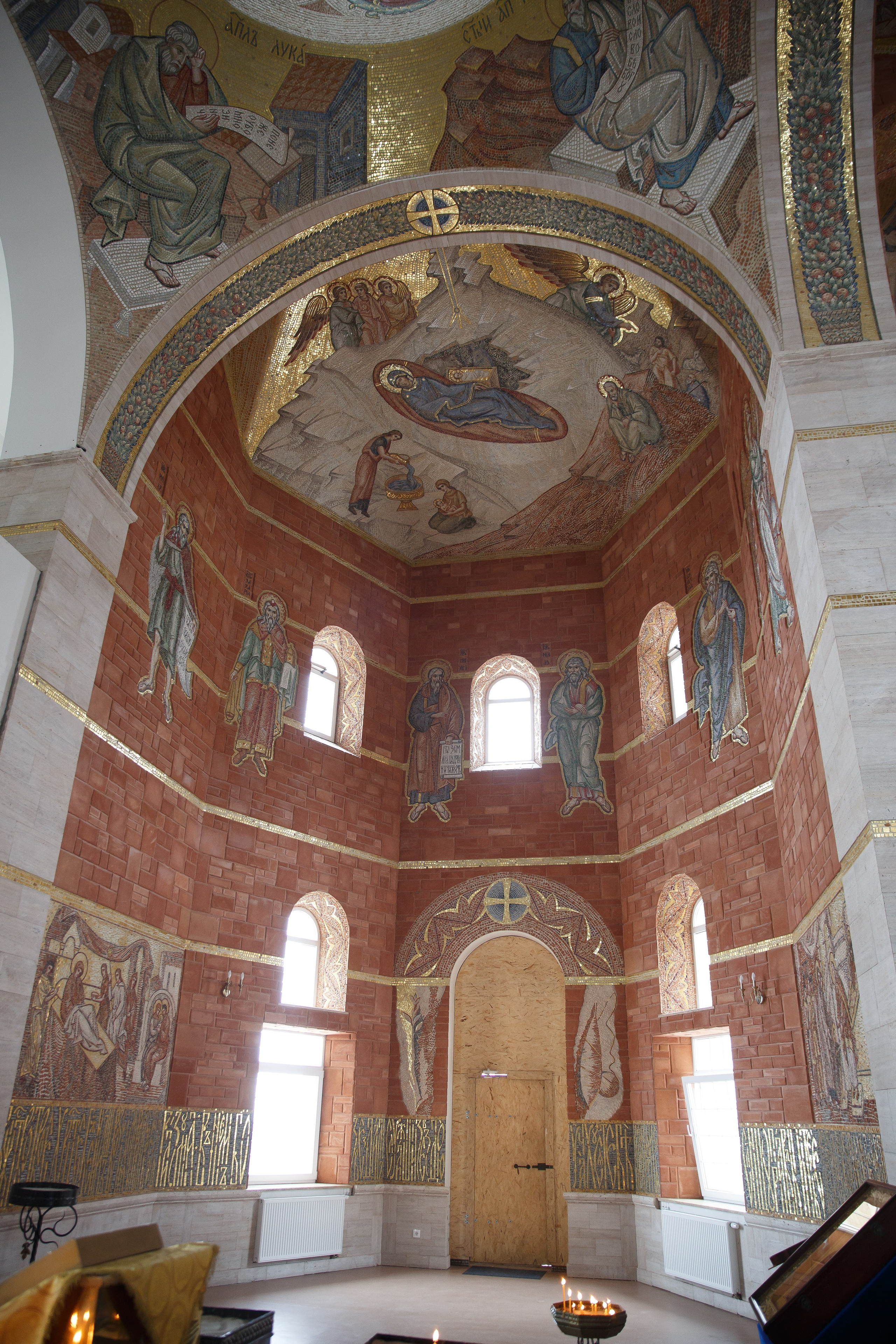 Успенский собор в монастыре Бештау. НИИКОРОВИН- мастерская мозаики и монументального искусства