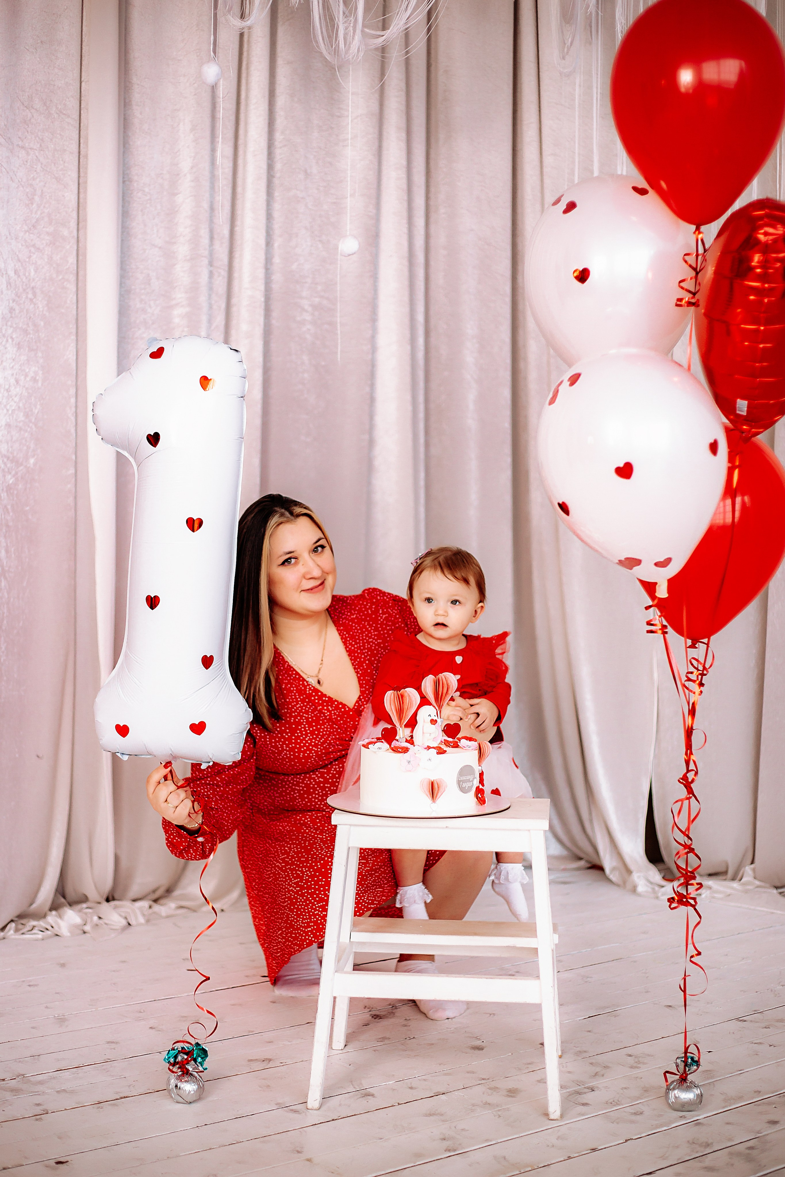 Александре 1 годик. Https://malovafoto.ru