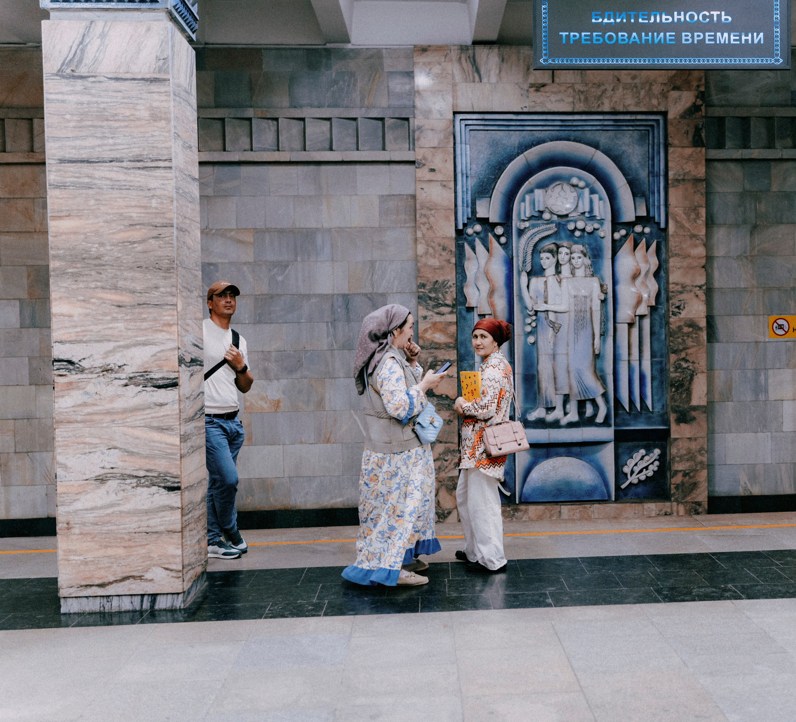 ТАШКЕНТ. Стрит-фотография, полная абсурда, идиотизма и красоты