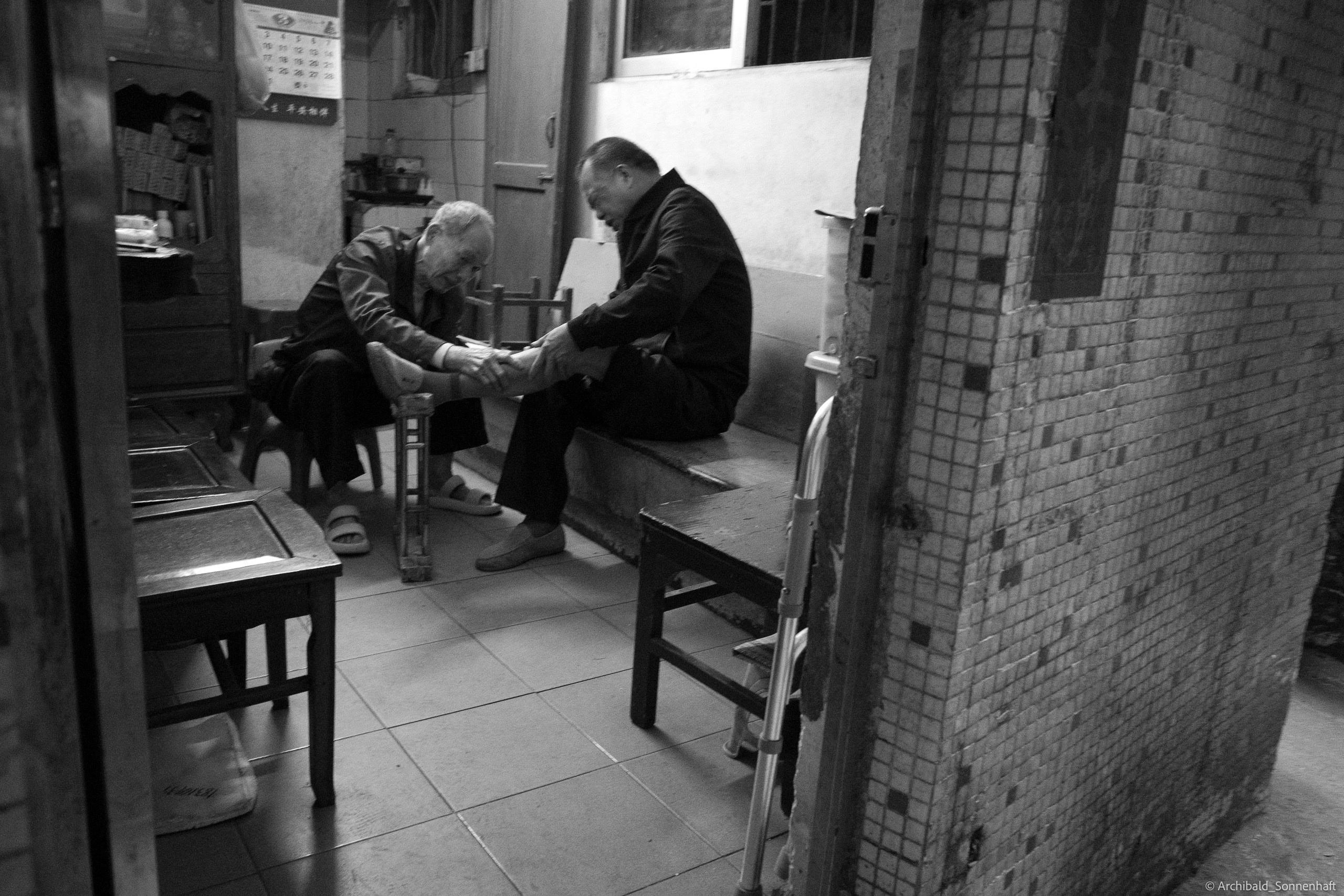 Shipai Urban Village. Photographer in Guangzhou, China. Archibald Sonnenhaft