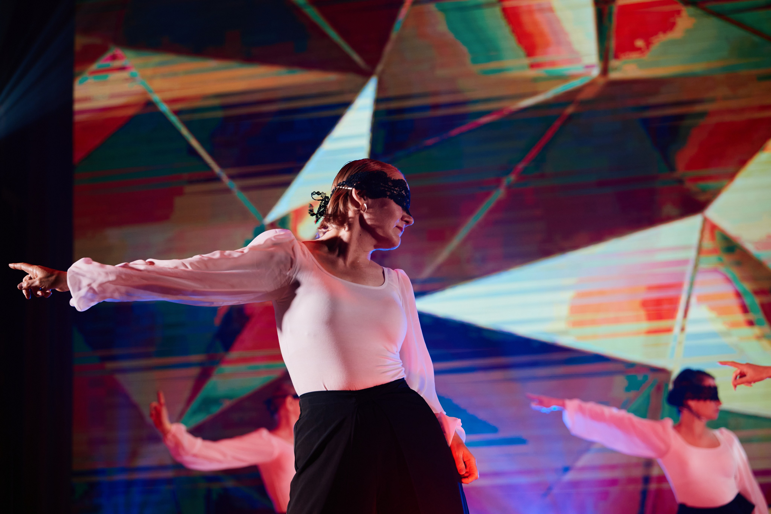 VIVA GLAM Отчетный концерт. Фотограф и видеограф в Кургане Леонид Корнильев