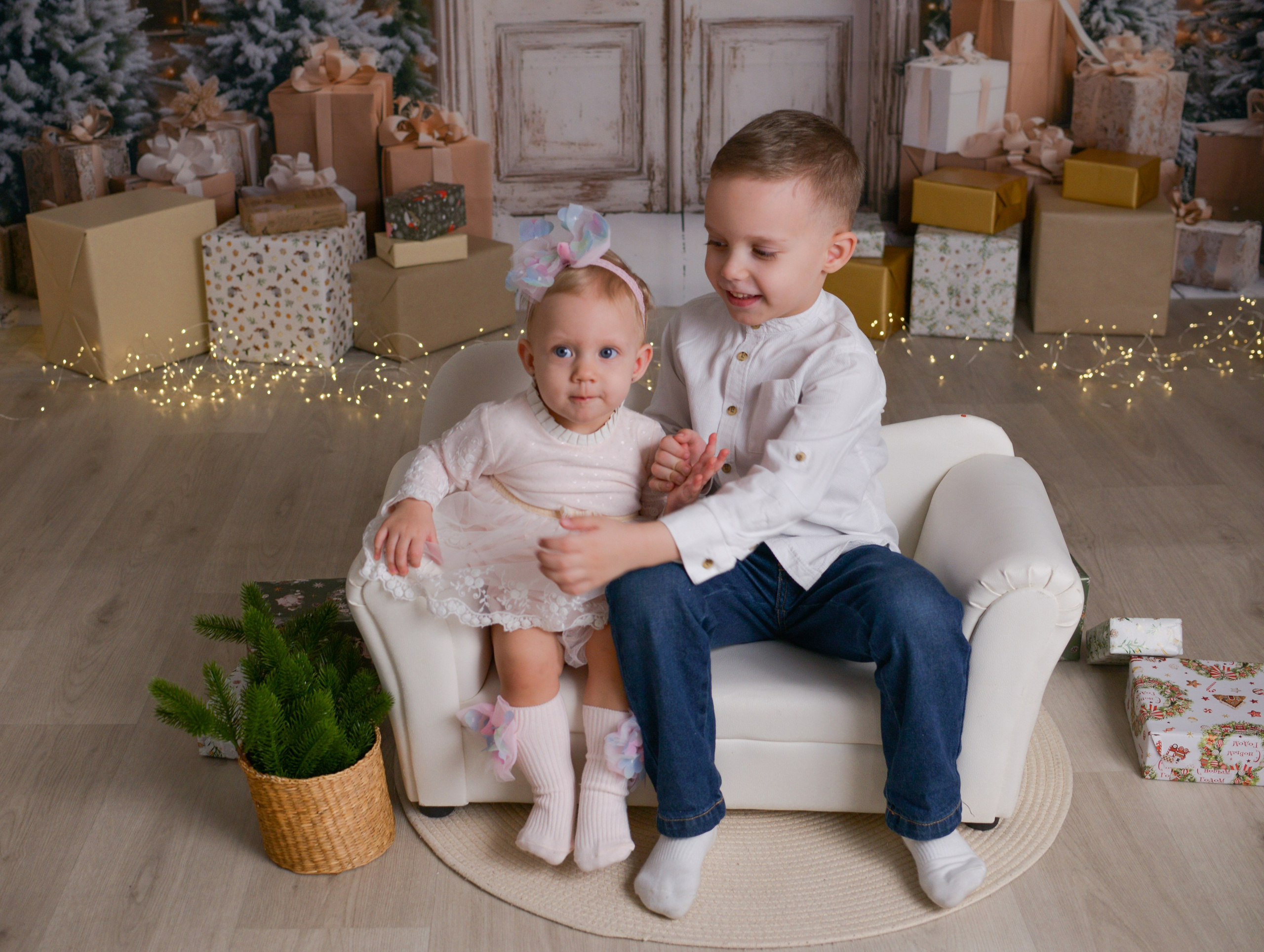 Анонс первых кадров с новогодней фотосессии 2026. Фотограф новорожденных Краснодар Малышенко Надежда