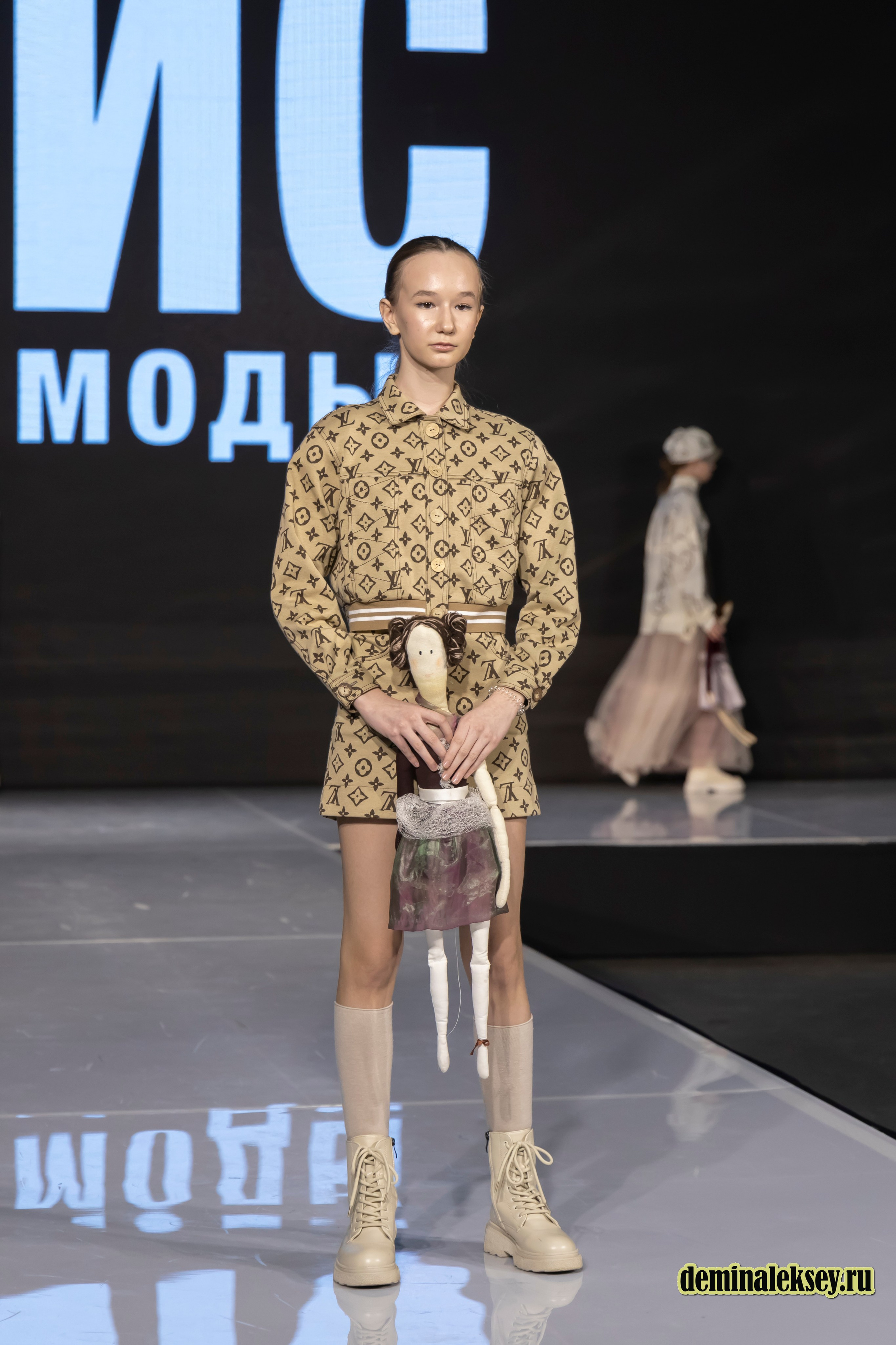 Ирина Старовойтова Театр моды «ИриС» 31 января 2025 гостиный двор, выставка Уникальная Россия. Репортажный, семейный и студийный фотограф в Москве Демин Алексей