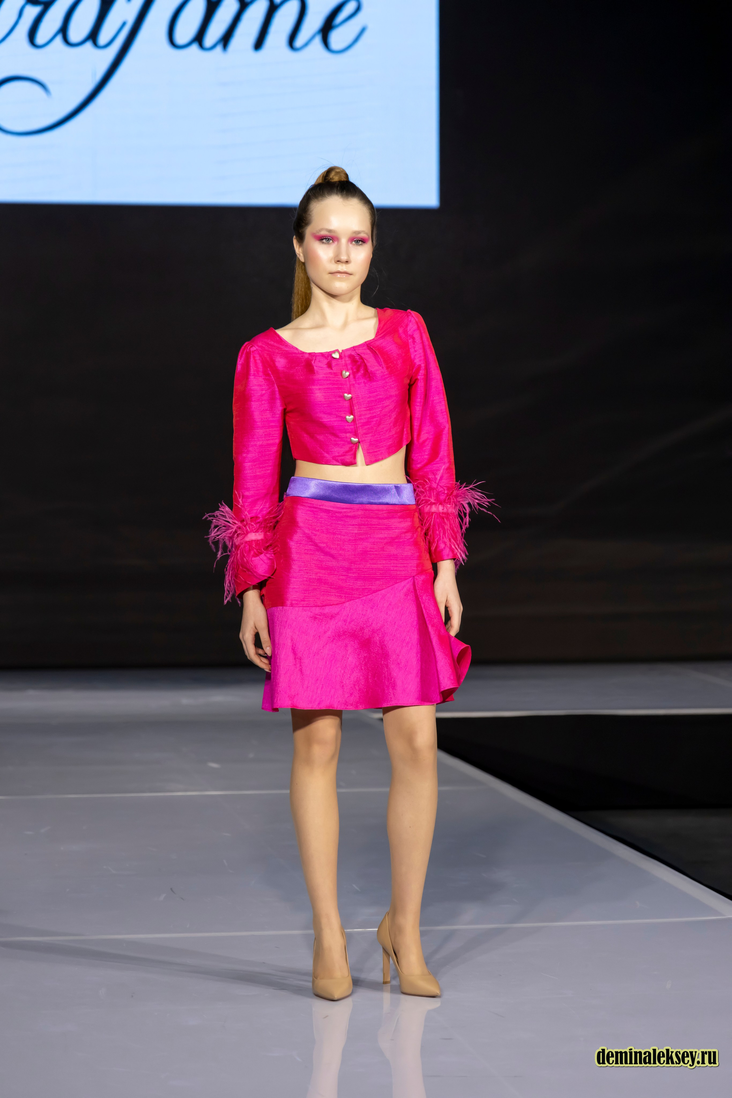 Показ бренда Mirafame на выставке Уникальная Россия 2025. Репортажный, семейный и студийный фотограф в Москве Демин Алексей