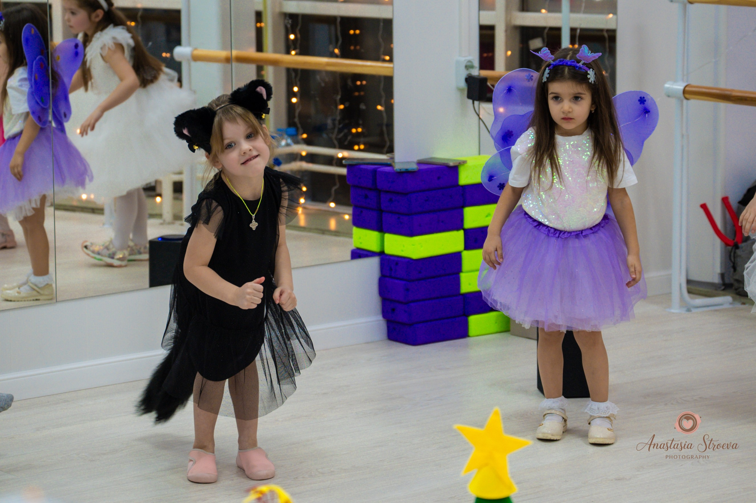 Новый год в танцах. Семейный и детский фотограф в Королеве, Москве и Московской области Строева Анастасия