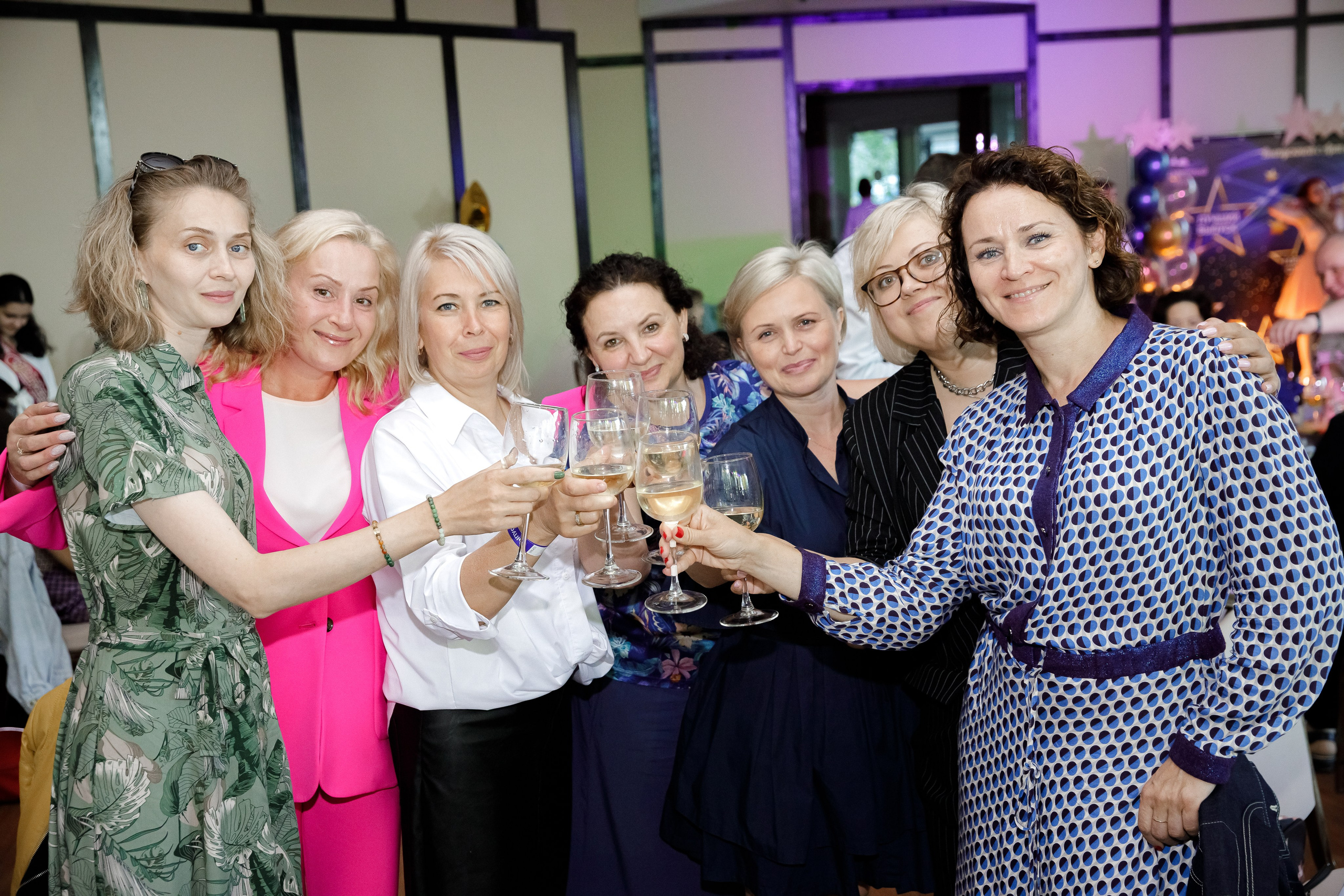 23.06.2024 Выпускной Драгунский ручей. Маша Гонтарь Семейный домашний репортажный фотограф в Санкт-Петербурге