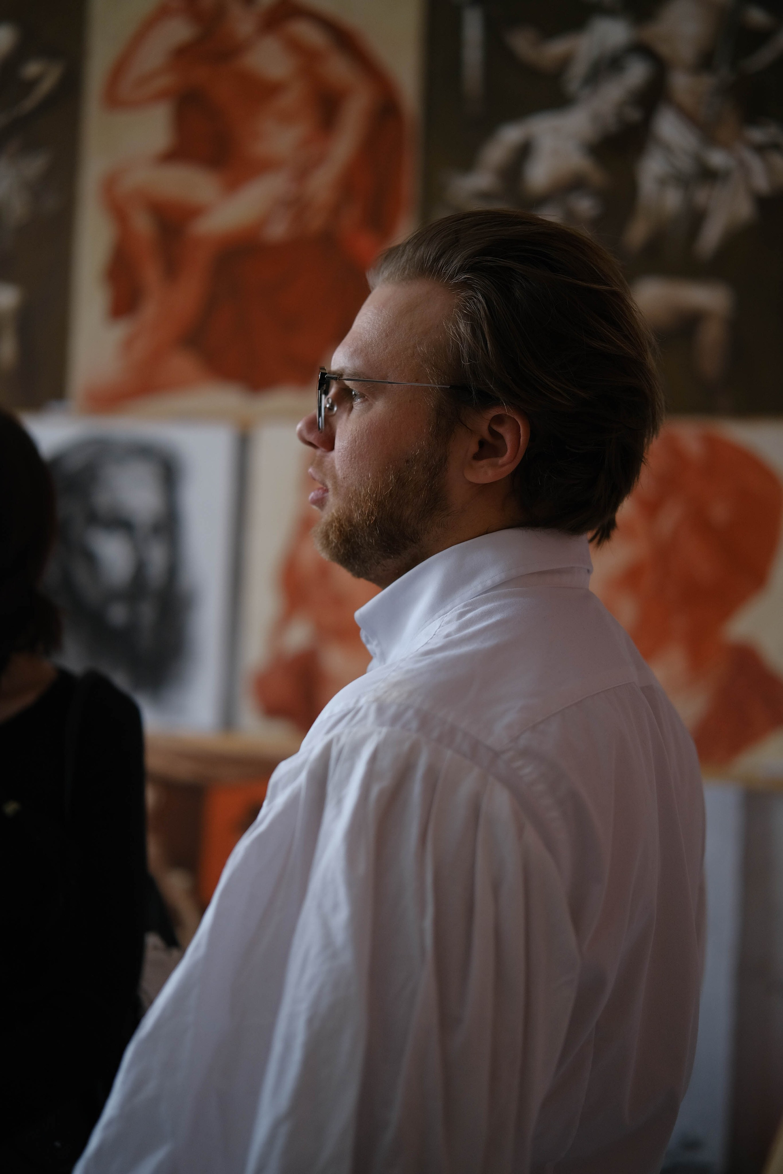 Репортаж частной экскурсии художника Михаила Соловьева в академии художеств Репина. Портретные и творческие съемки Санкт-Петребург