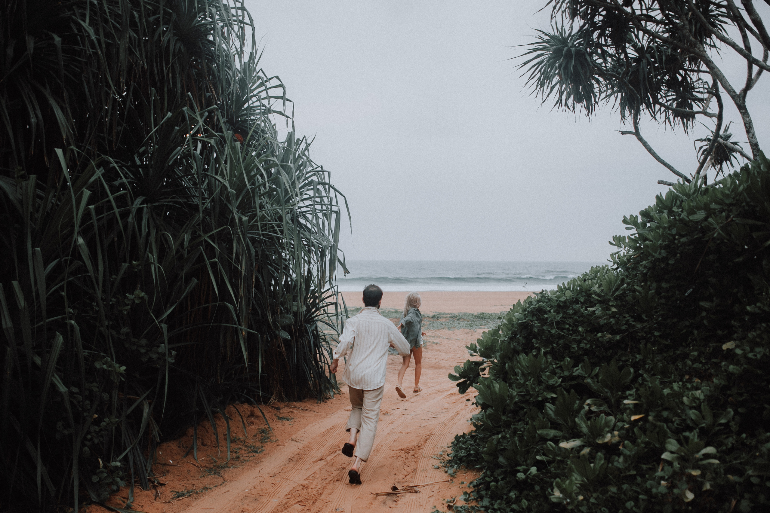 Вечер в Бентоте. Свадебный фотограф Грузия Alex and Polly