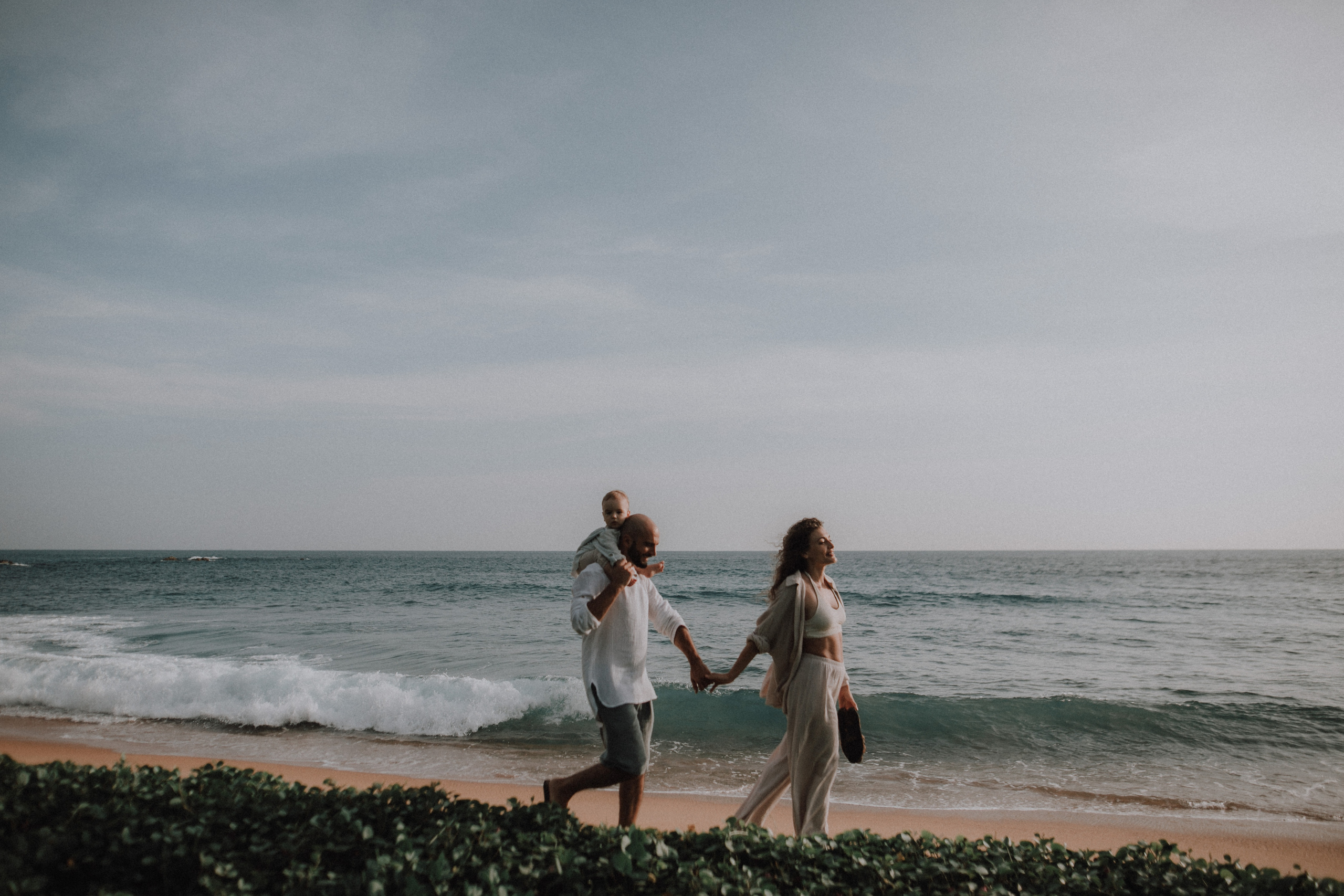 Пусть Солнце коснется твоих волос. Свадебный фотограф Грузия Alex and Polly