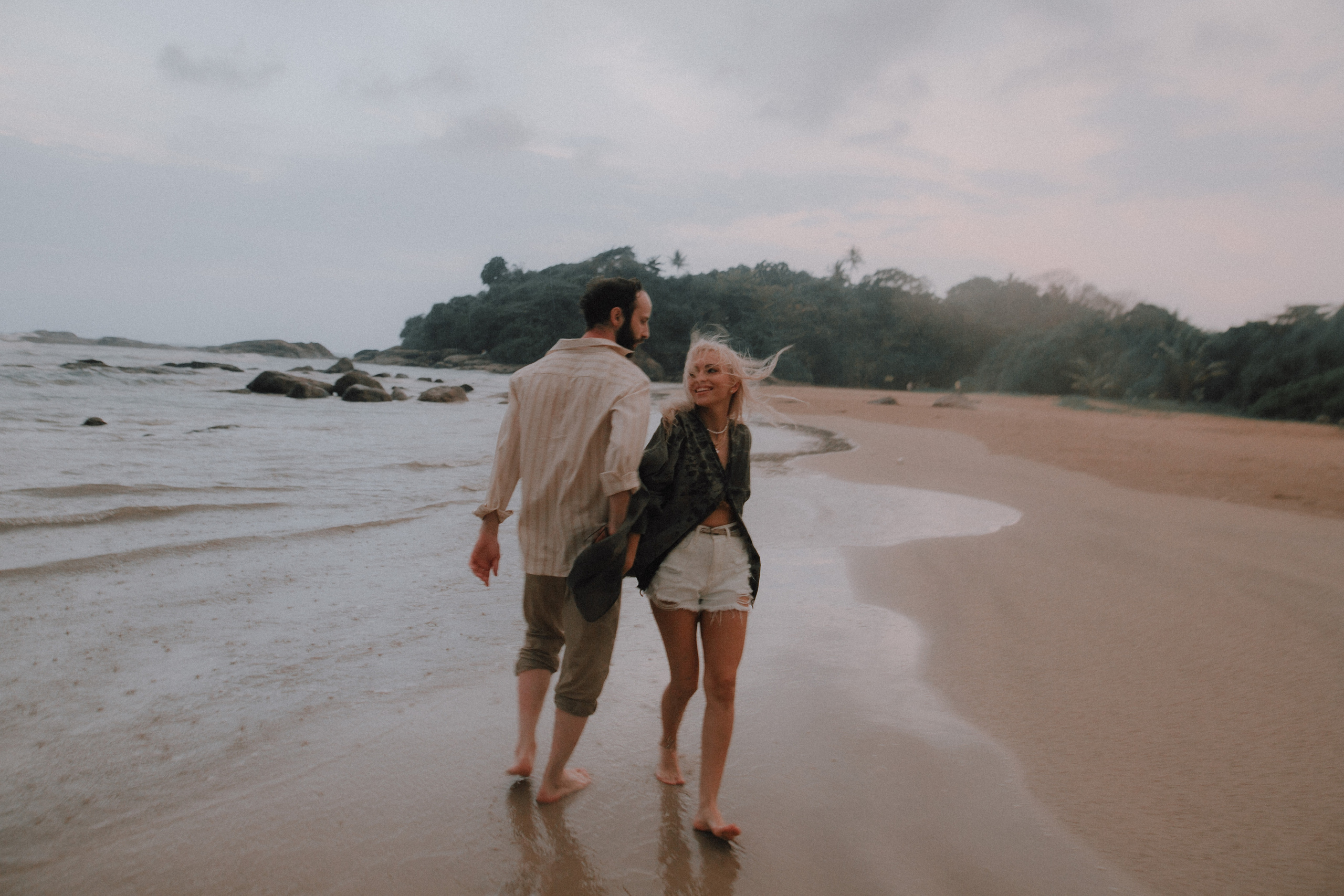 Вечер в Бентоте. Свадебный фотограф Грузия Alex and Polly