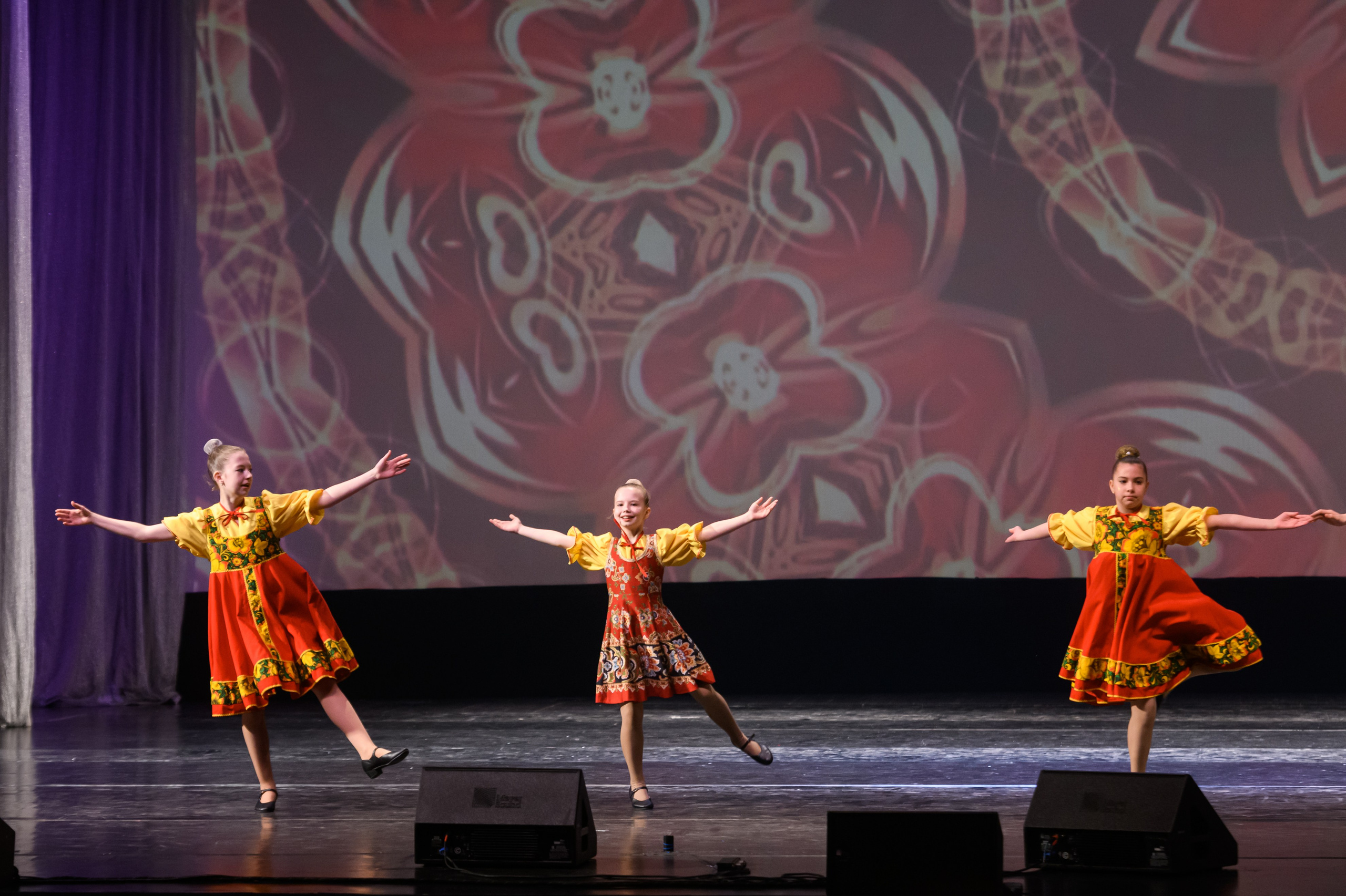 23 апреля, часть 2, БКЗ Октябрьский, г. Санкт-Петербург. Золотое яблочко