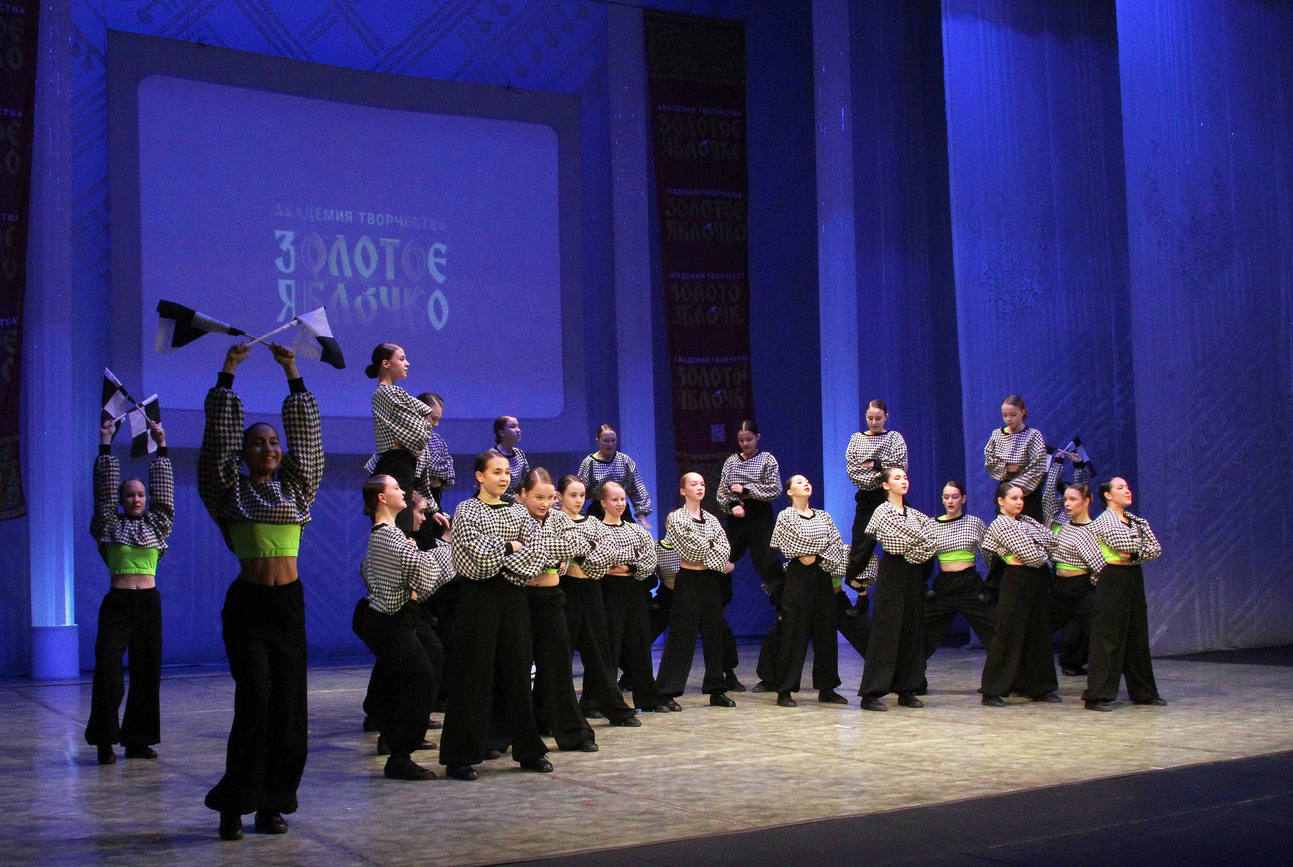 9 марта, г. Йошкар-Ола. Золотое яблочко