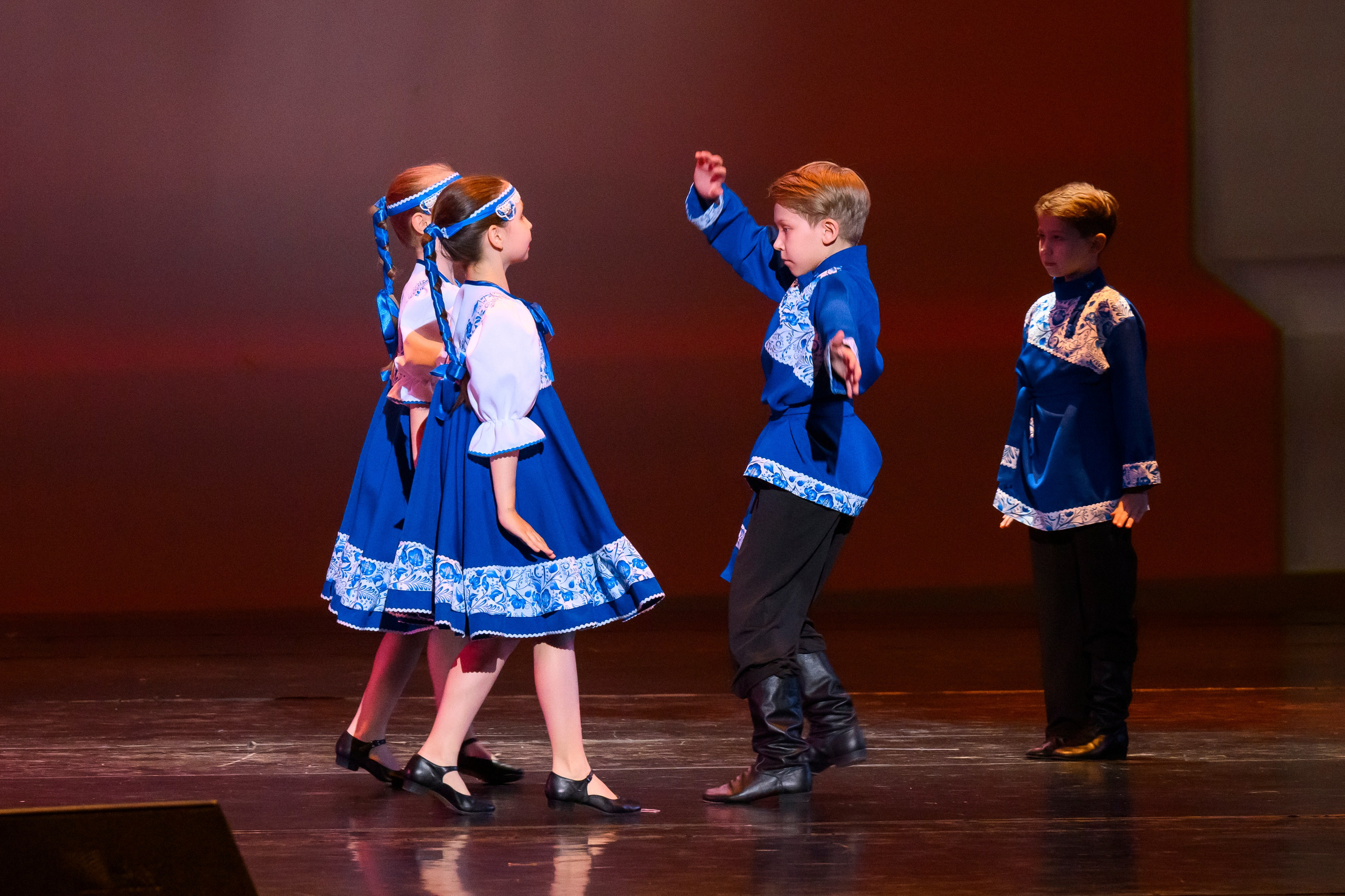 23 апреля, часть 2, БКЗ Октябрьский, г. Санкт-Петербург. Золотое яблочко