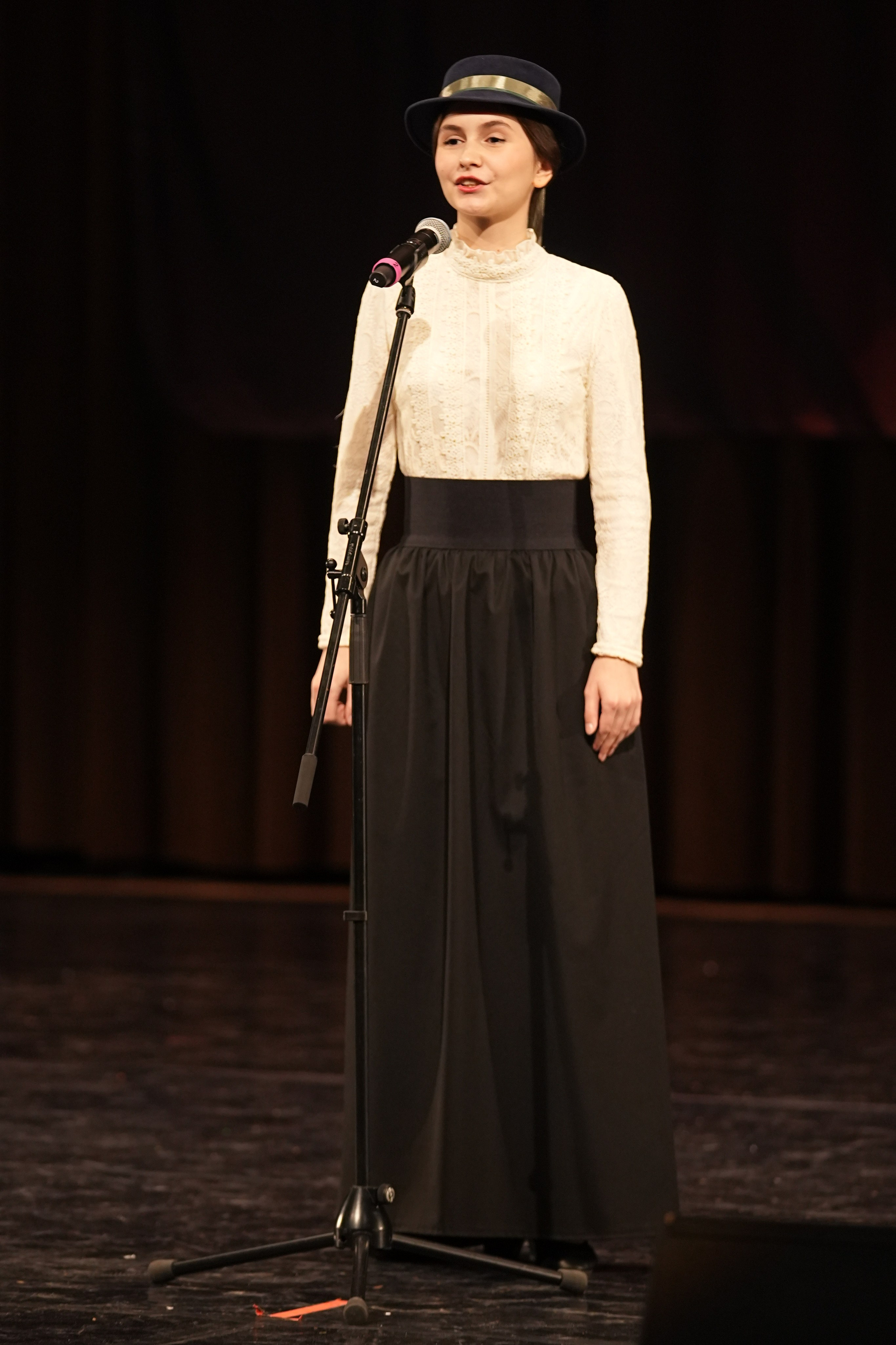 7 декабря, блок 3, г. Москва. Золотое яблочко