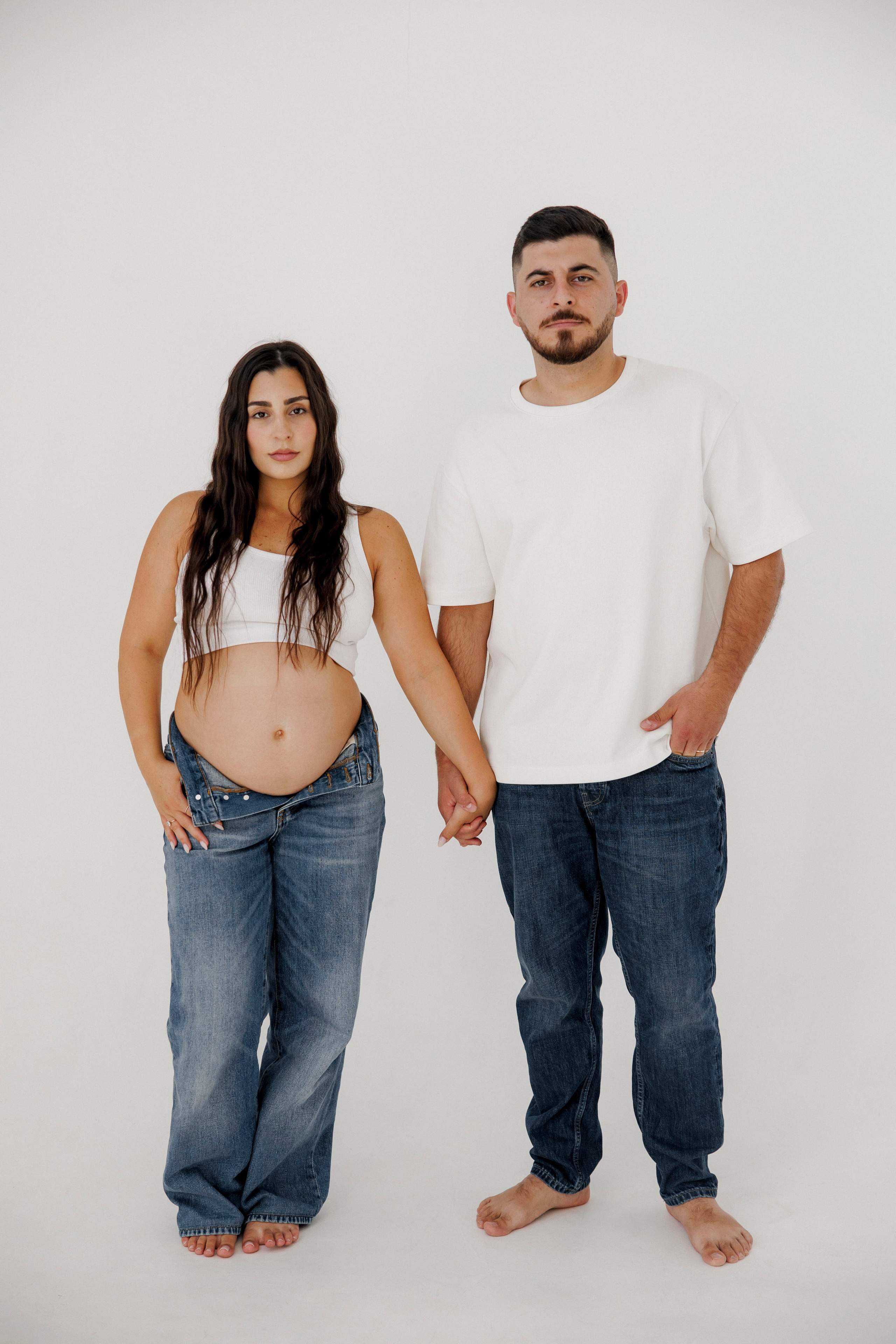 Pregnancy photoshoot inside the Grey Studio. Главная