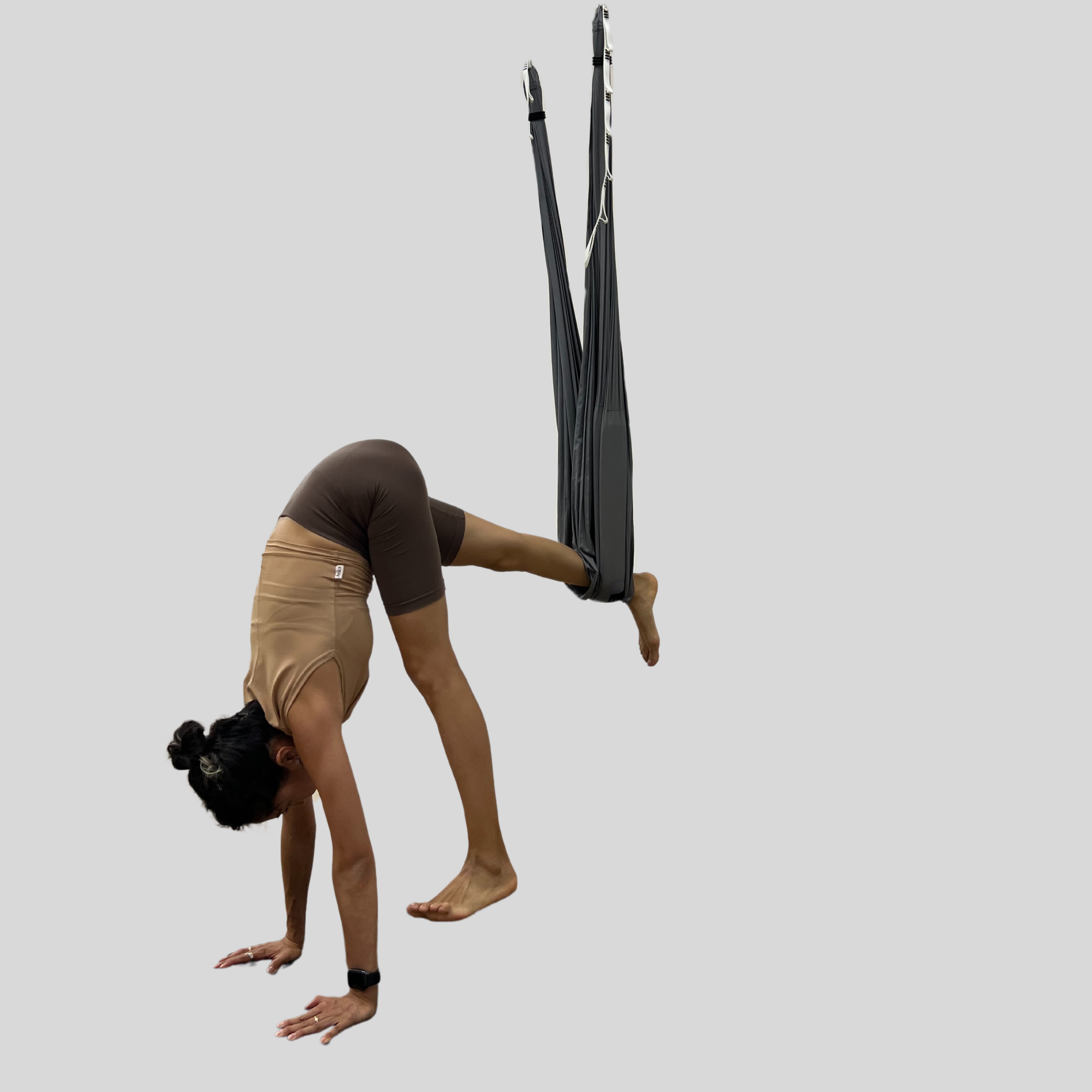 Флай йога, aerial yoga, аэро йога, связка в гамаке, позы в гамаке, aerial yoga exercise, fly yoga practice, fly yoga low, низкий гамак. Преподаю и провожу обучение по флай йоге