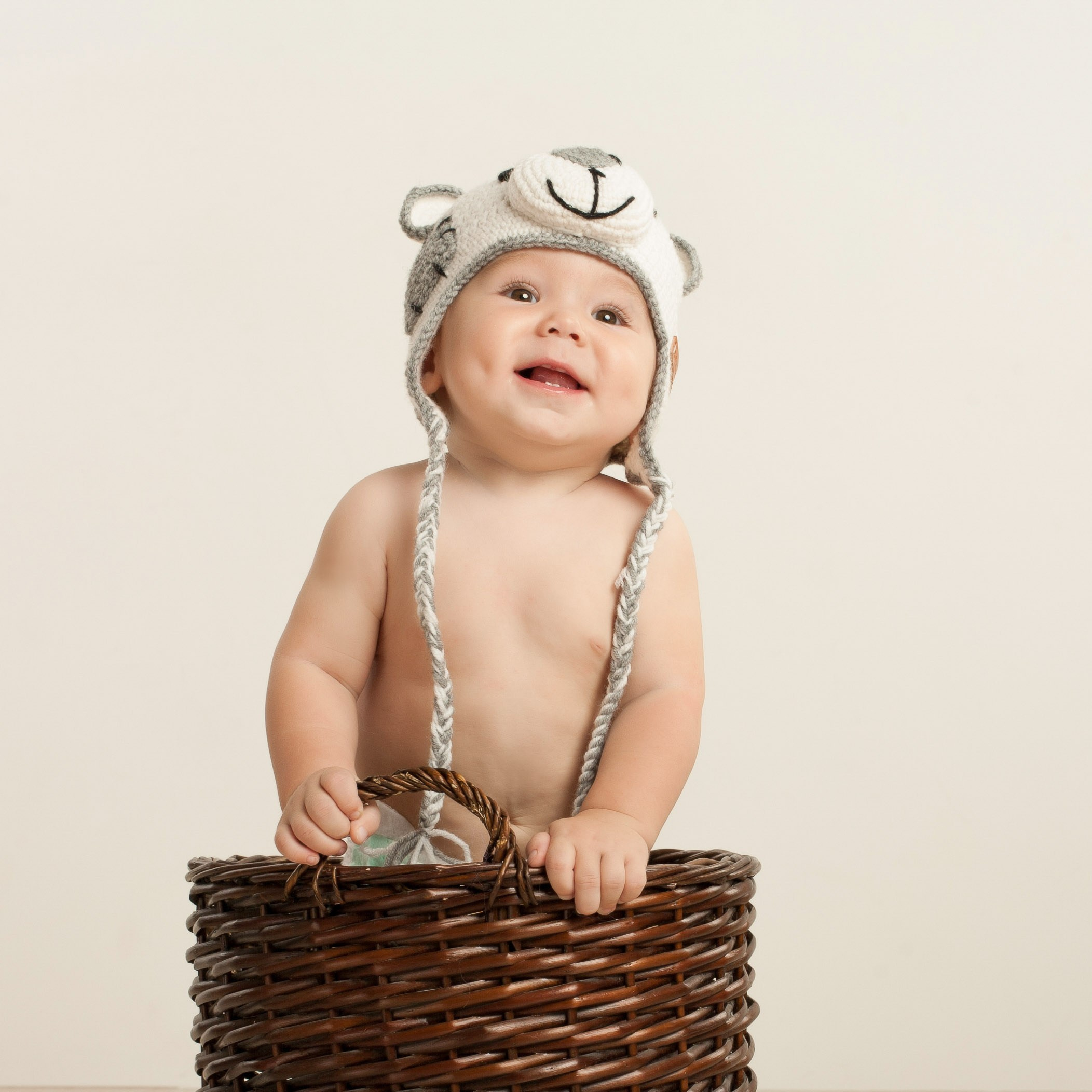 Семейный портрет Семьи Регины. Выездная съемка. Фотостудия Алматы. Семейная и детская фотостудия Family studio.Фотограф Алматы