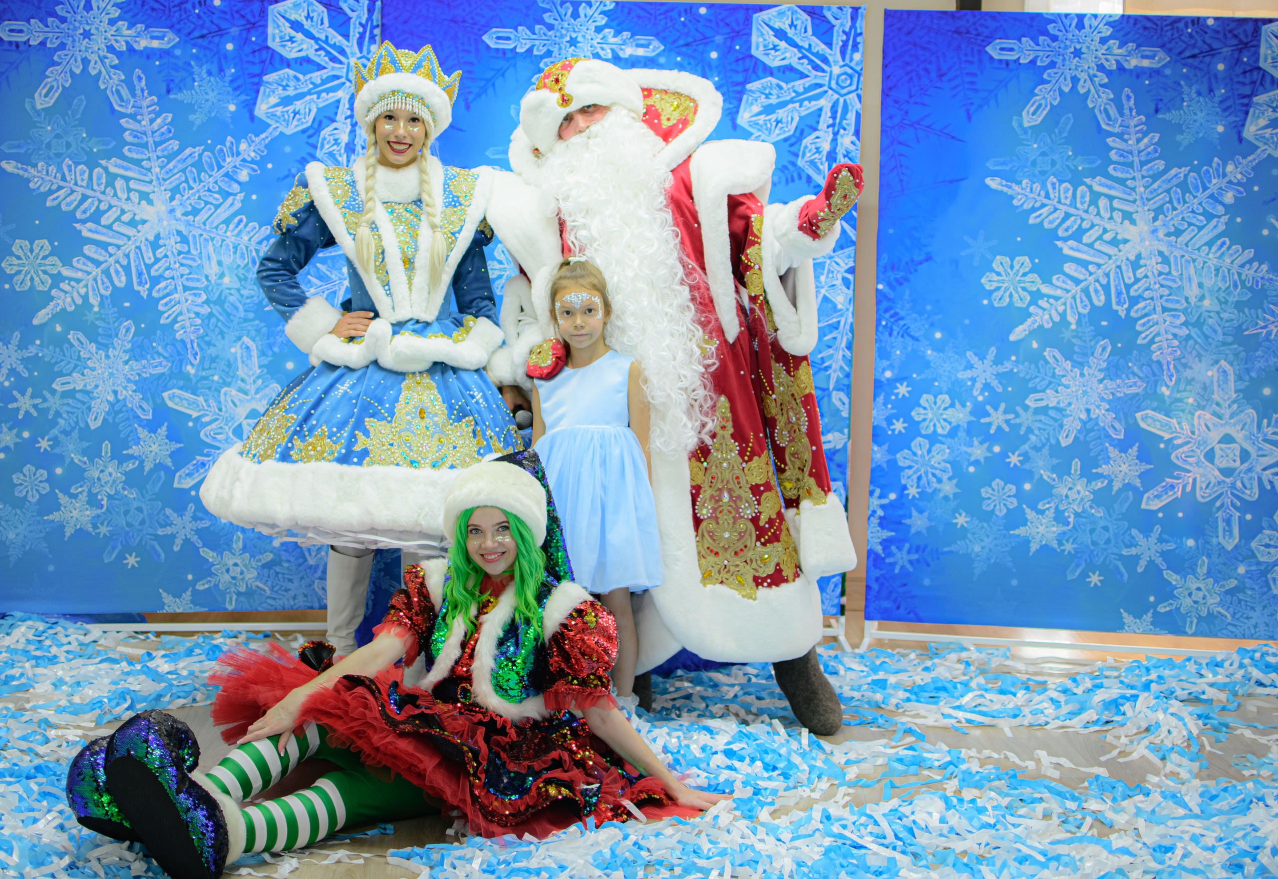 HAPPY NEW YEAR. Photokarish