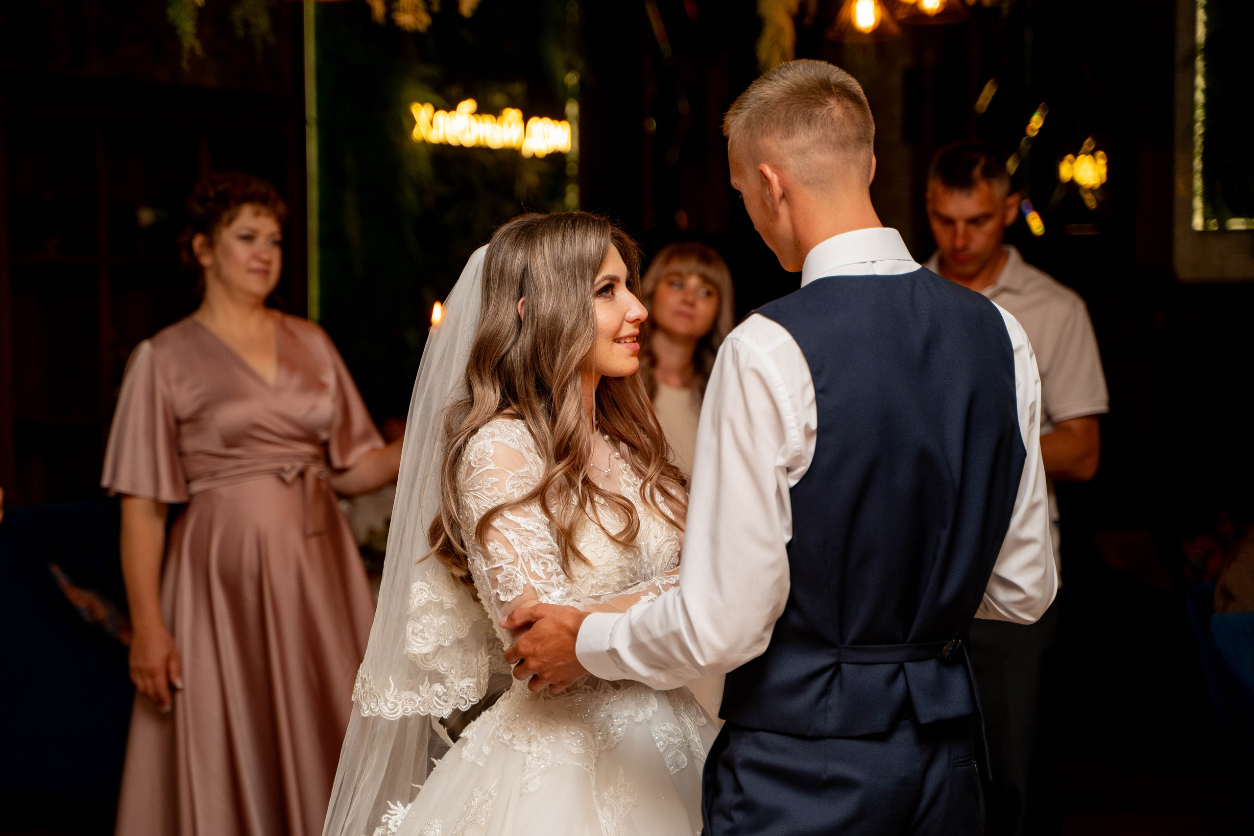 Данил и Анастасия. Видеосьемка, фотосьемка свадеб, юбилеев, утренников в Краснодарском кр