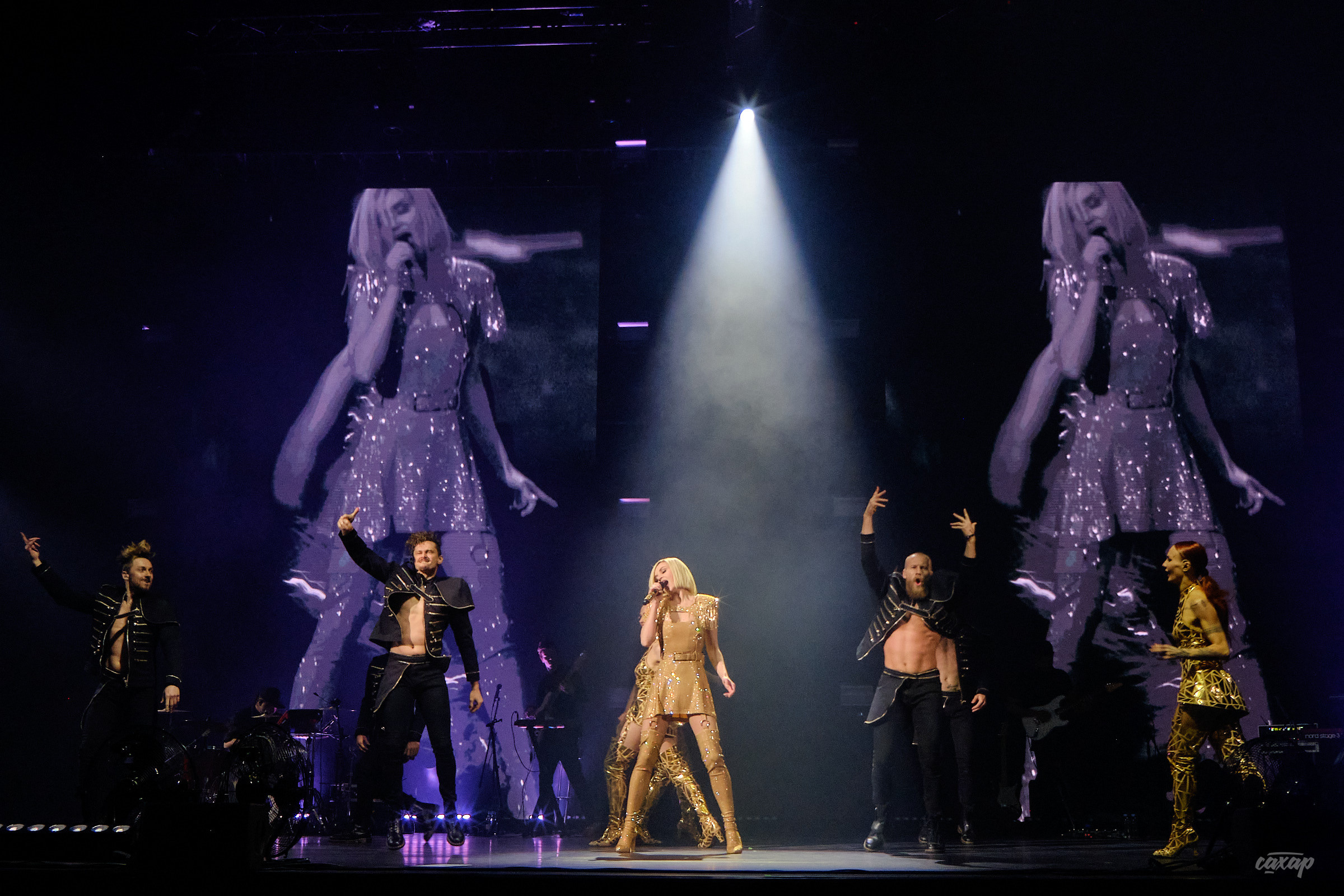 Полина Гагарина.  Концертный Фотограф в Екатеринбурге Юра Сахар