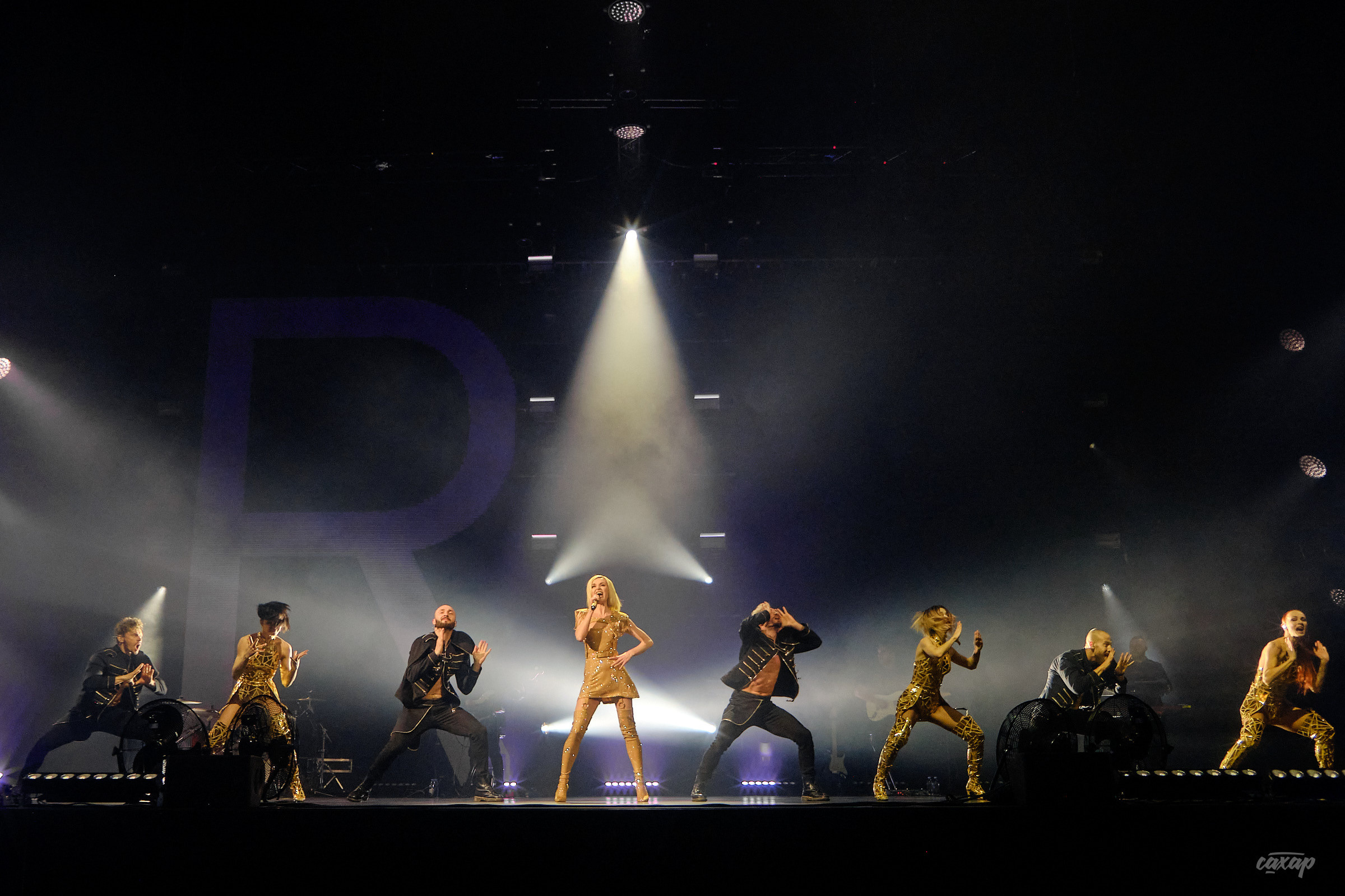 Полина Гагарина.  Концертный Фотограф в Екатеринбурге Юра Сахар