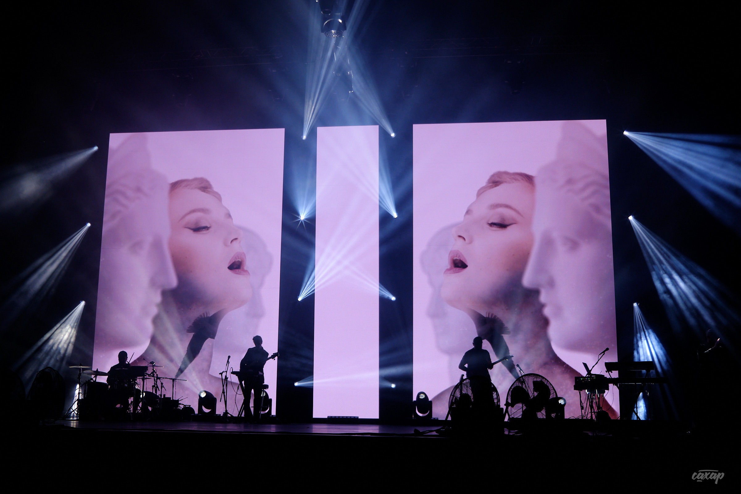 Полина Гагарина.  Концертный Фотограф в Екатеринбурге Юра Сахар