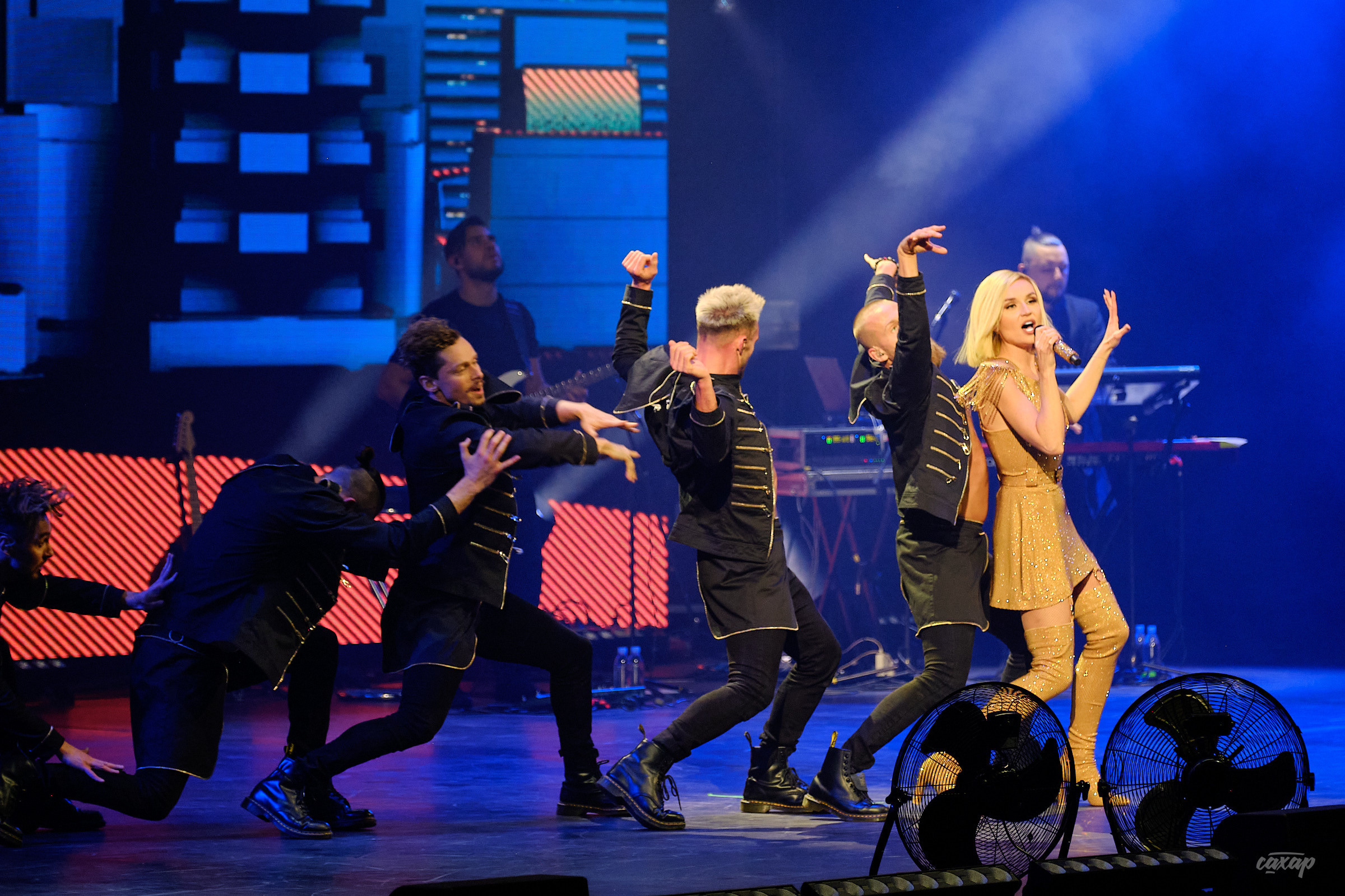 Полина Гагарина.  Концертный Фотограф в Екатеринбурге Юра Сахар