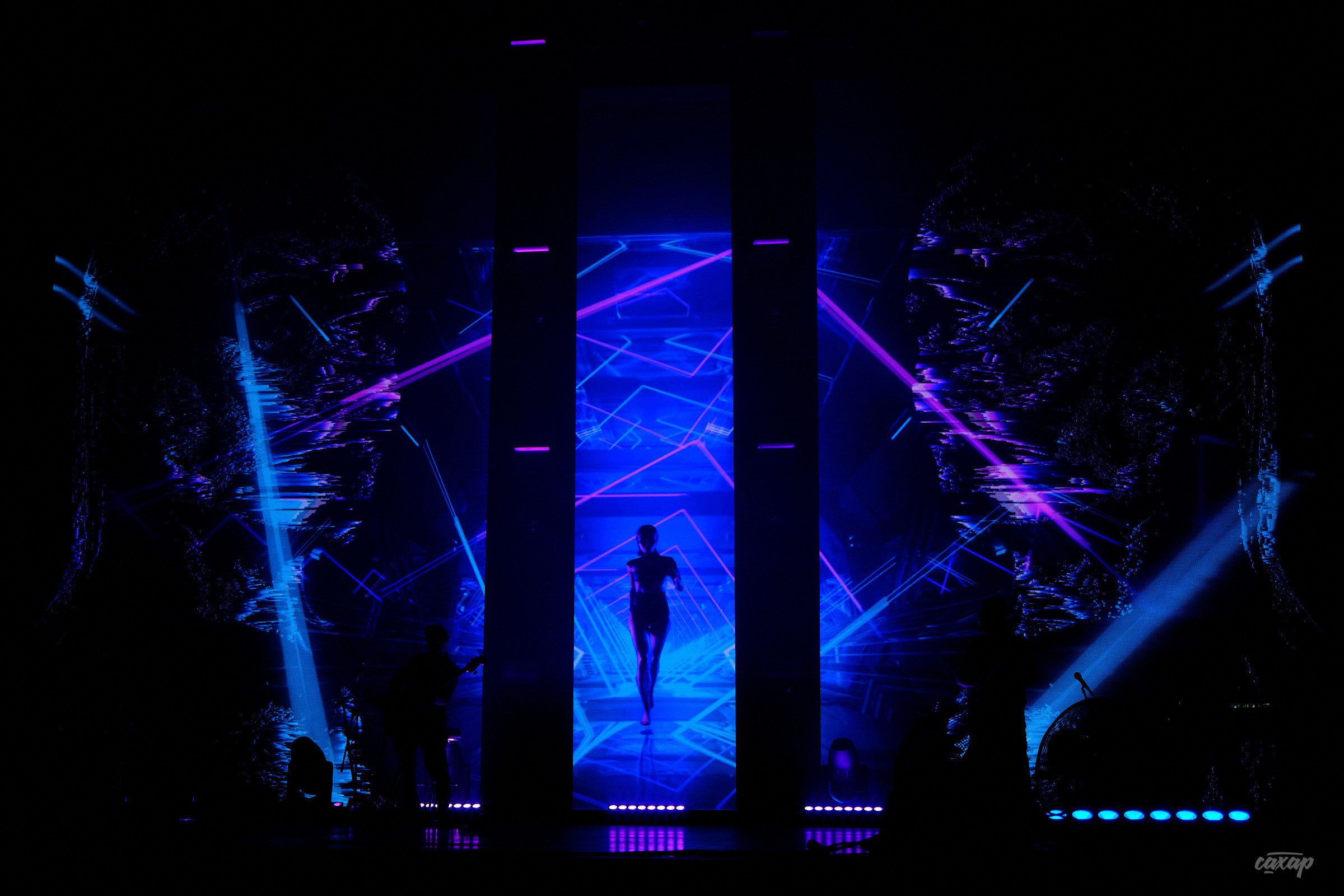 Полина Гагарина.  Концертный Фотограф в Екатеринбурге Юра Сахар