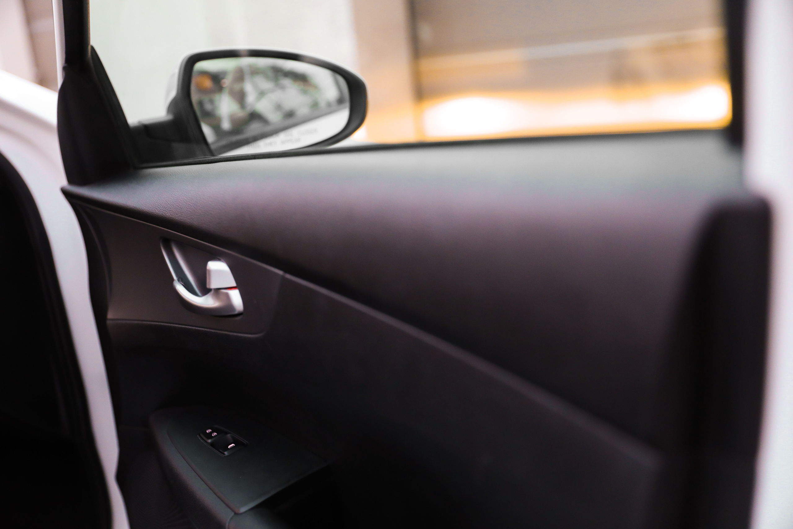 АВТО. Photographer Viktoriya Markushina «My world throug»