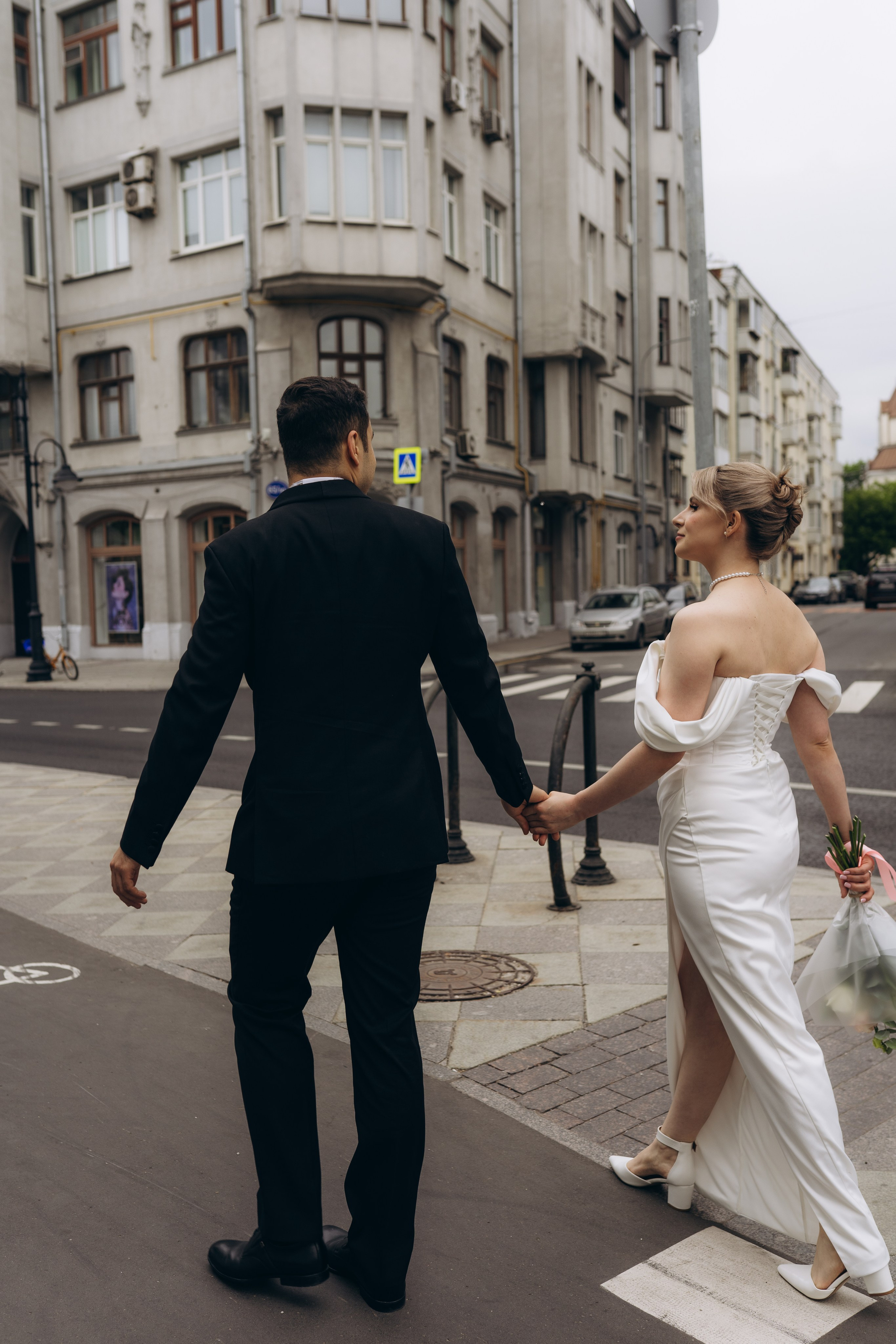 Свадебная фотопрогулка в Москве по центру. Свадебный фотограф в Москве Анна Полушина