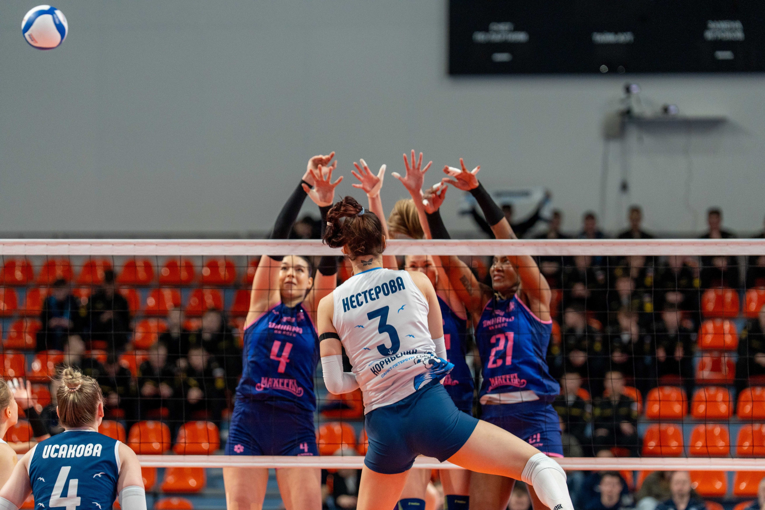 Корабелка — Динамо-Ак Барс (Казань): фотогалерея 15-го тура Суперлиги 2025/26 в Санкт-Петербурге | Антон Гауф. Спортивный фотограф в Санкт-Петербурге | Антон Гауф